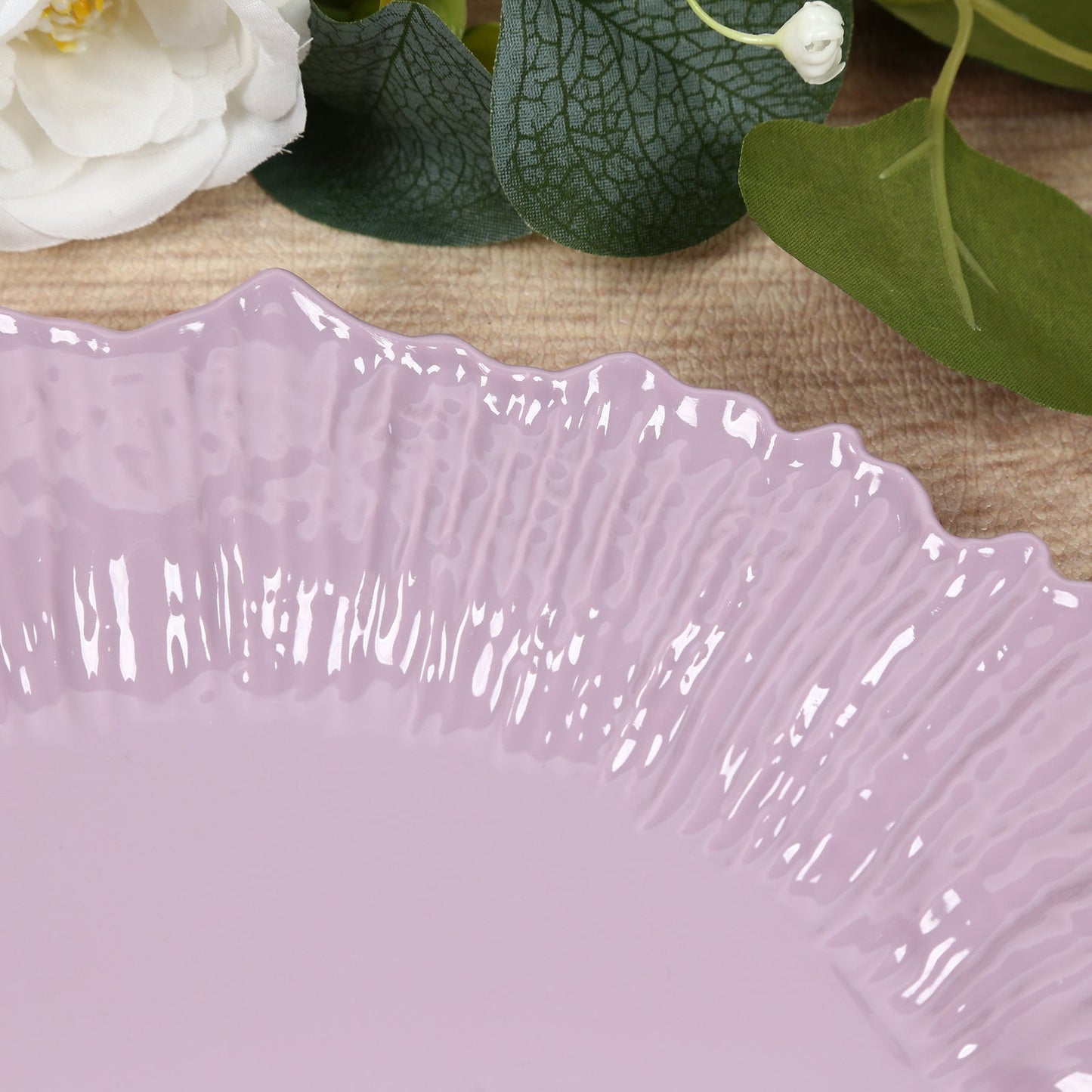 20-Pack 10" Plastic Dinner Plates – Lavender Lilac Reef Design Party Plates – Elegant Disposable Tableware