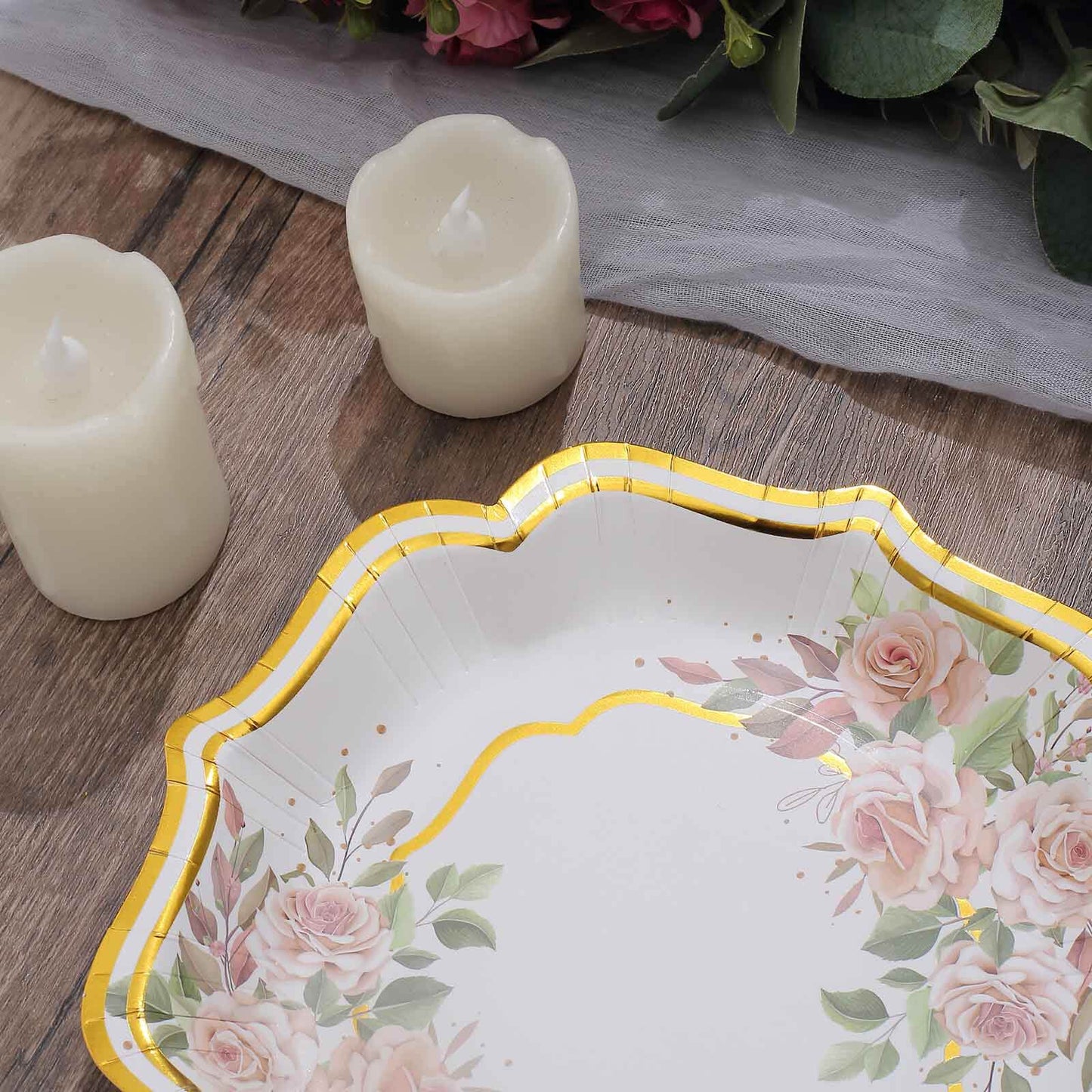 25-Pack Paper 8" Dessert Plates in White with Floral Print & Gold Scallop Rim - Disposable 300GSM Appetizer Salad Plates for Cocktail Events & Receptions