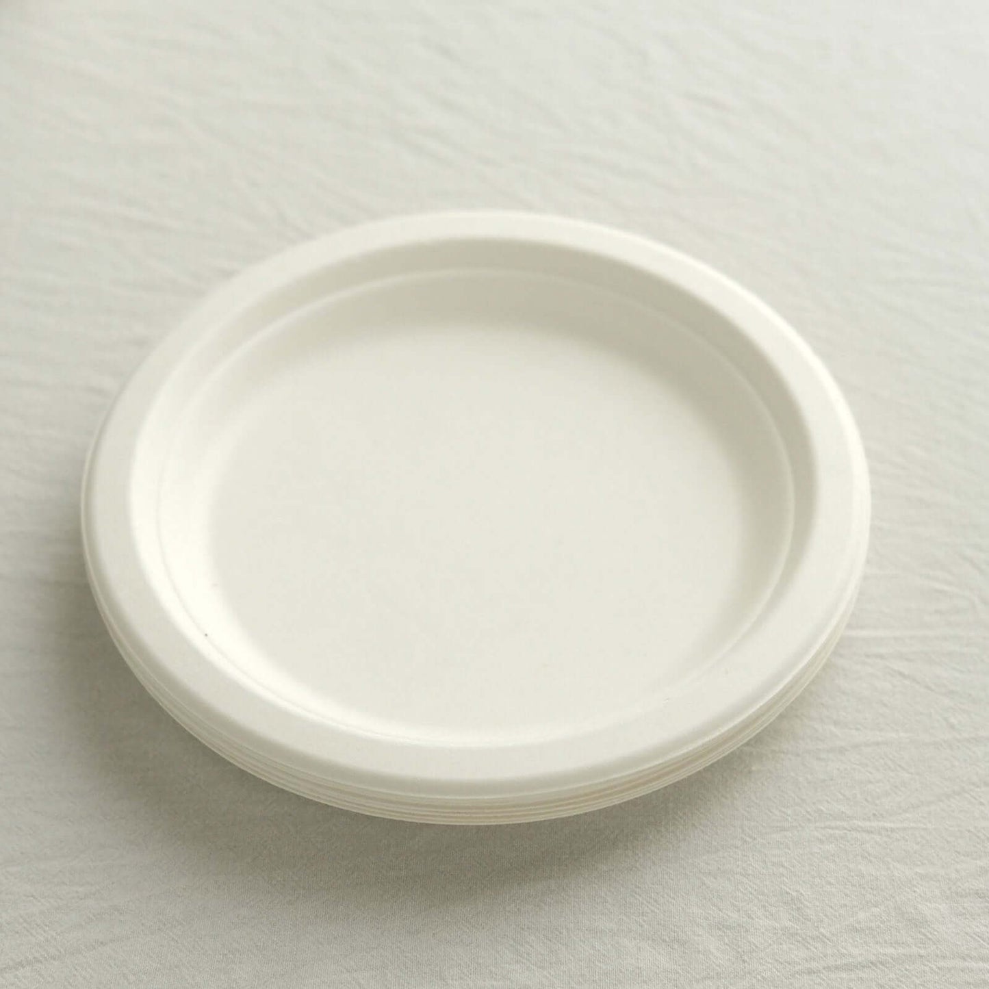 50-Pack Bagasse 7" Round Dessert Plates in White - Biodegradable Disposable Sugarcane Appetizer Salad Plates for Outdoor Celebrations & Picnics