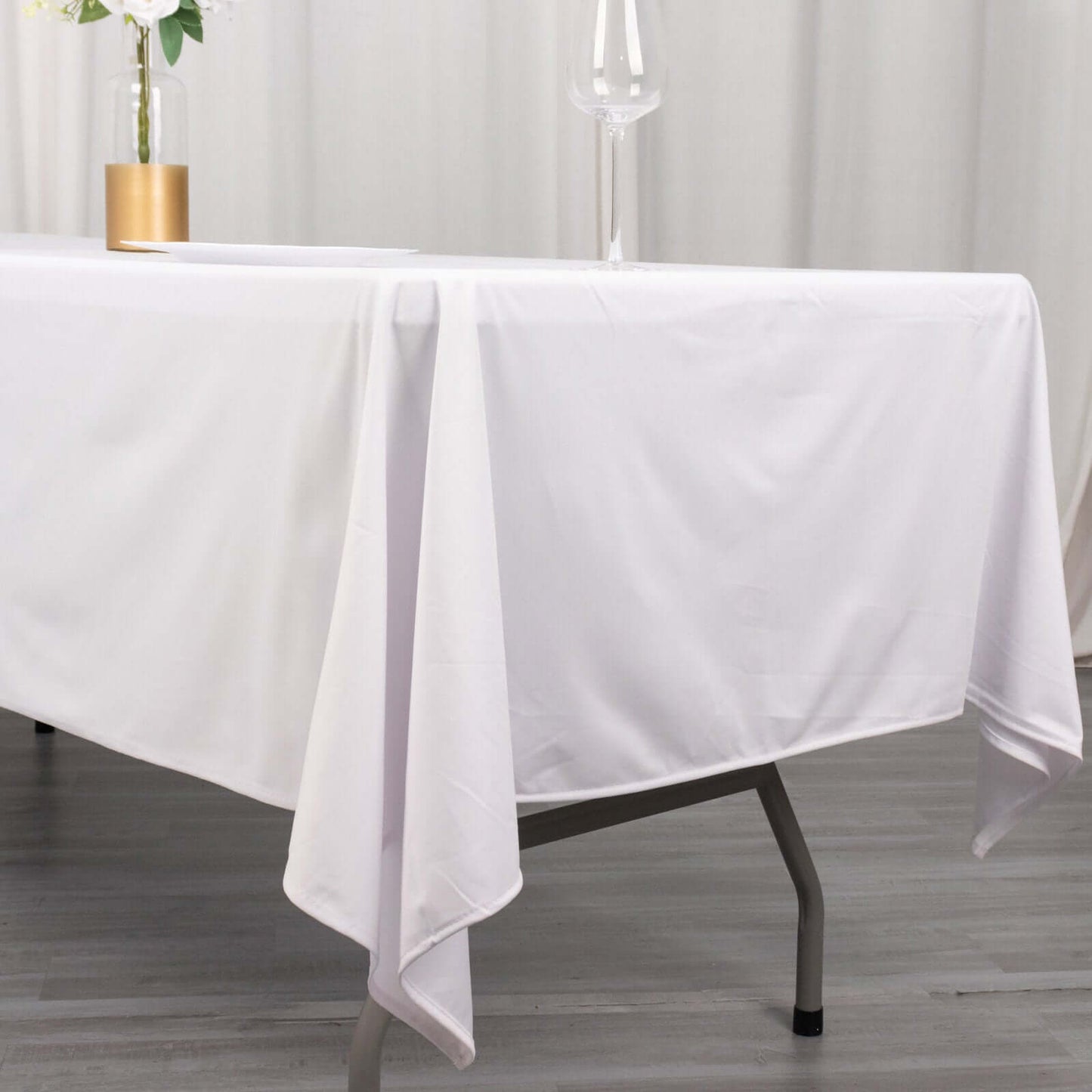 Scuba Rectangular 60"x102" Tablecloth White - Wrinkle Free & Stain Resistant Table Cover for Weddings and Banquets