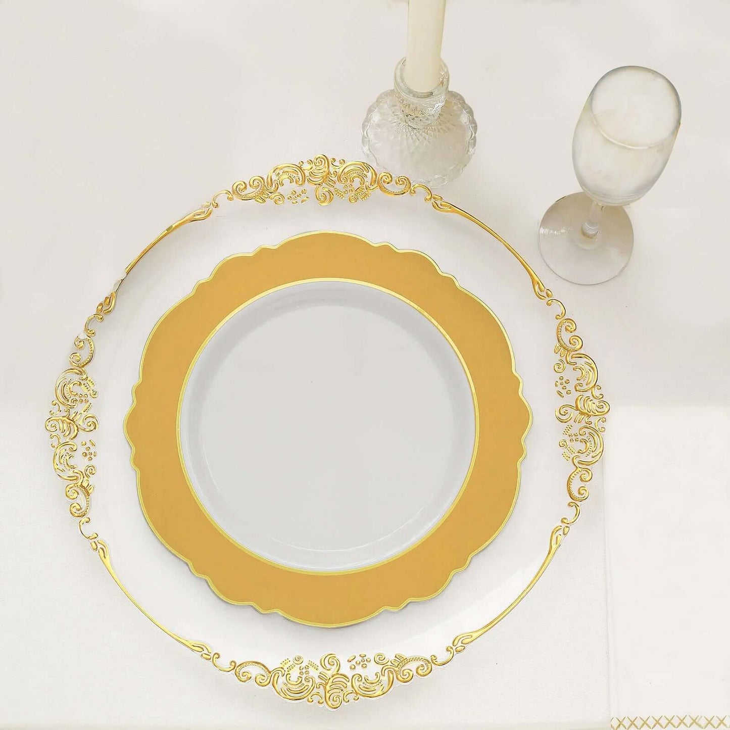 10-Pack Plastic 10" Round Dinner Plates in White with Gold Blossom Design & Gold Edging - Disposable Party Plates for Modern & Classy Table Decor