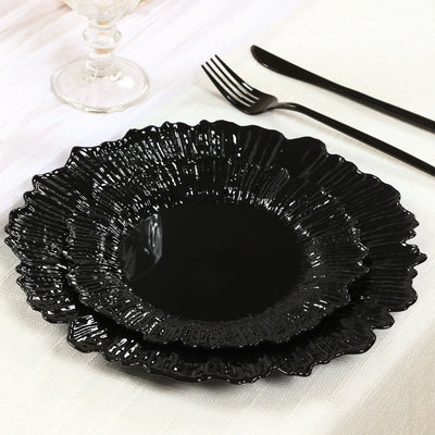 20-Pack 7’’ Plastic Dessert Plates â€“ Black Reef Design Appetizer Salad Party Plates â€“ Elegant Disposable Tableware