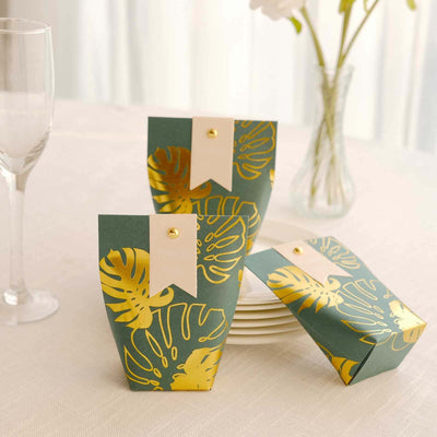 25 Pack Hunter Emerald Green Paper Pouch Candy Gift Bags With Gold Monstera Leaves Print Party Favor Boxes with Pin