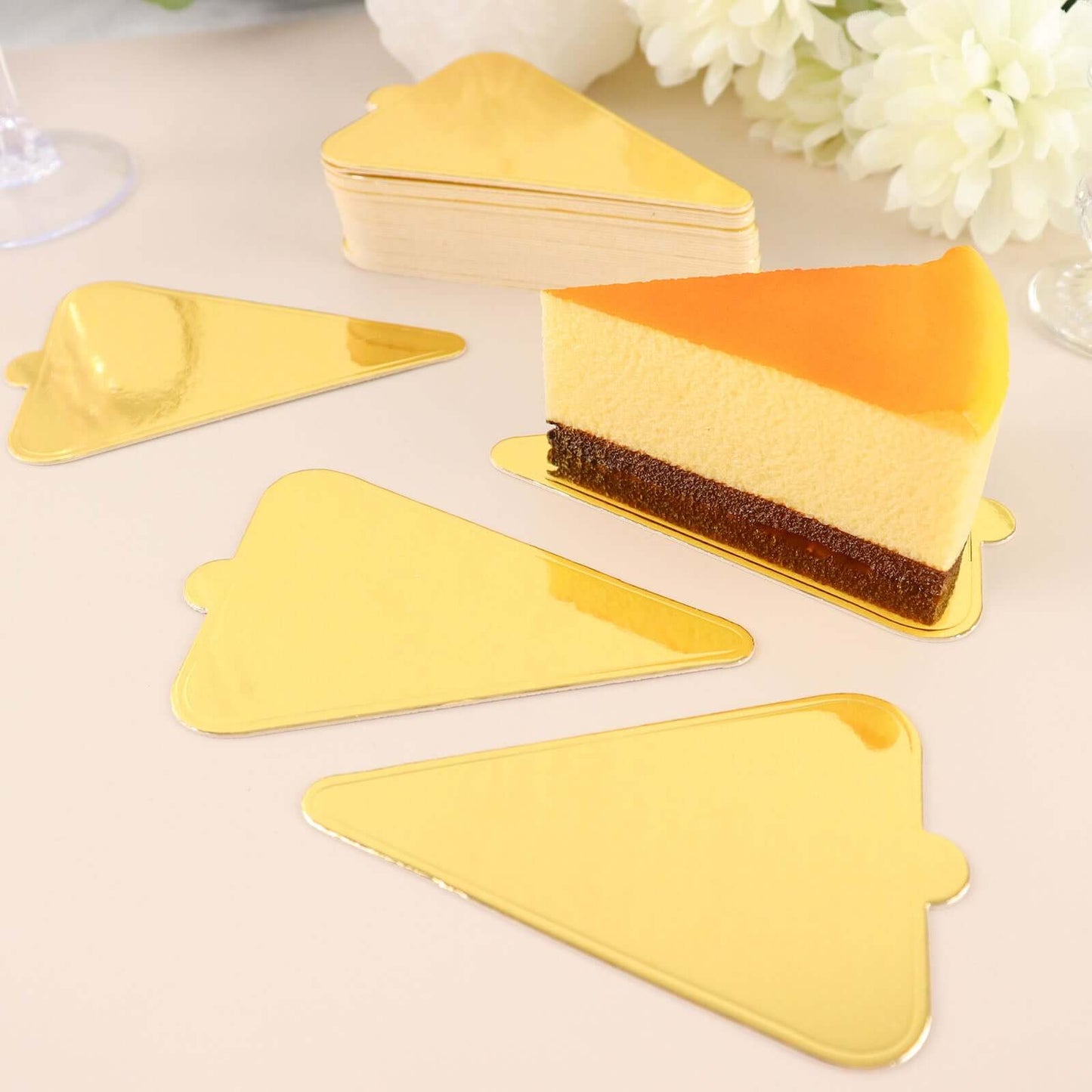 50-Pack Triangle Cake Boards in Gold Cardboard - Grease Proof Mini Paper Trays for Pastries Cupcakes & Dessert Slices 2.8"x 4.5"