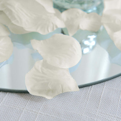 500-Pack Rose Petals Round Design Ivory Silk Confetti - Decorative Scatters for Tables and Floors - Silk Flowers
