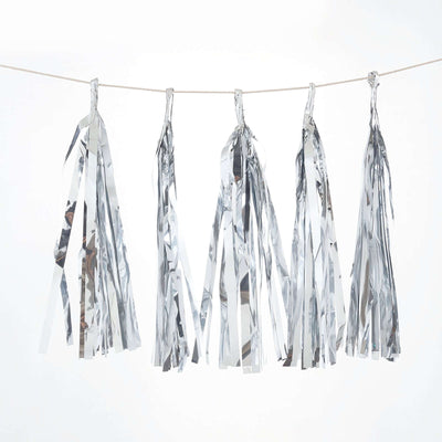 7.5ft Long Metallic Silver Foil Tassels Fringe Garland, Tinsel Streamer Party Backdrop Decorations