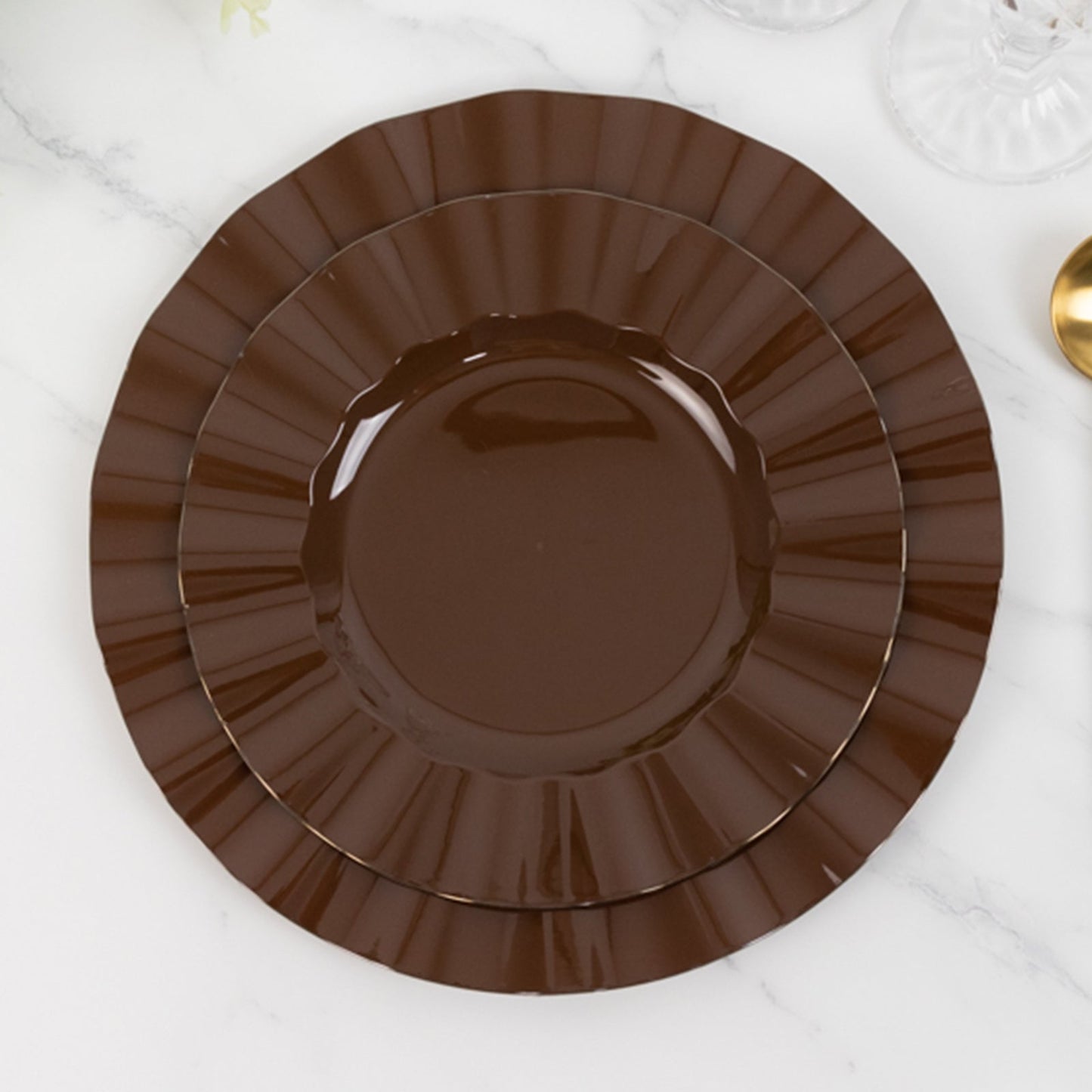 10-Pack Plastic 9" Round Dinner Plates in Cinnamon Brown Ruffled Rim with Gold Edging - Sturdy Disposable Dinnerware