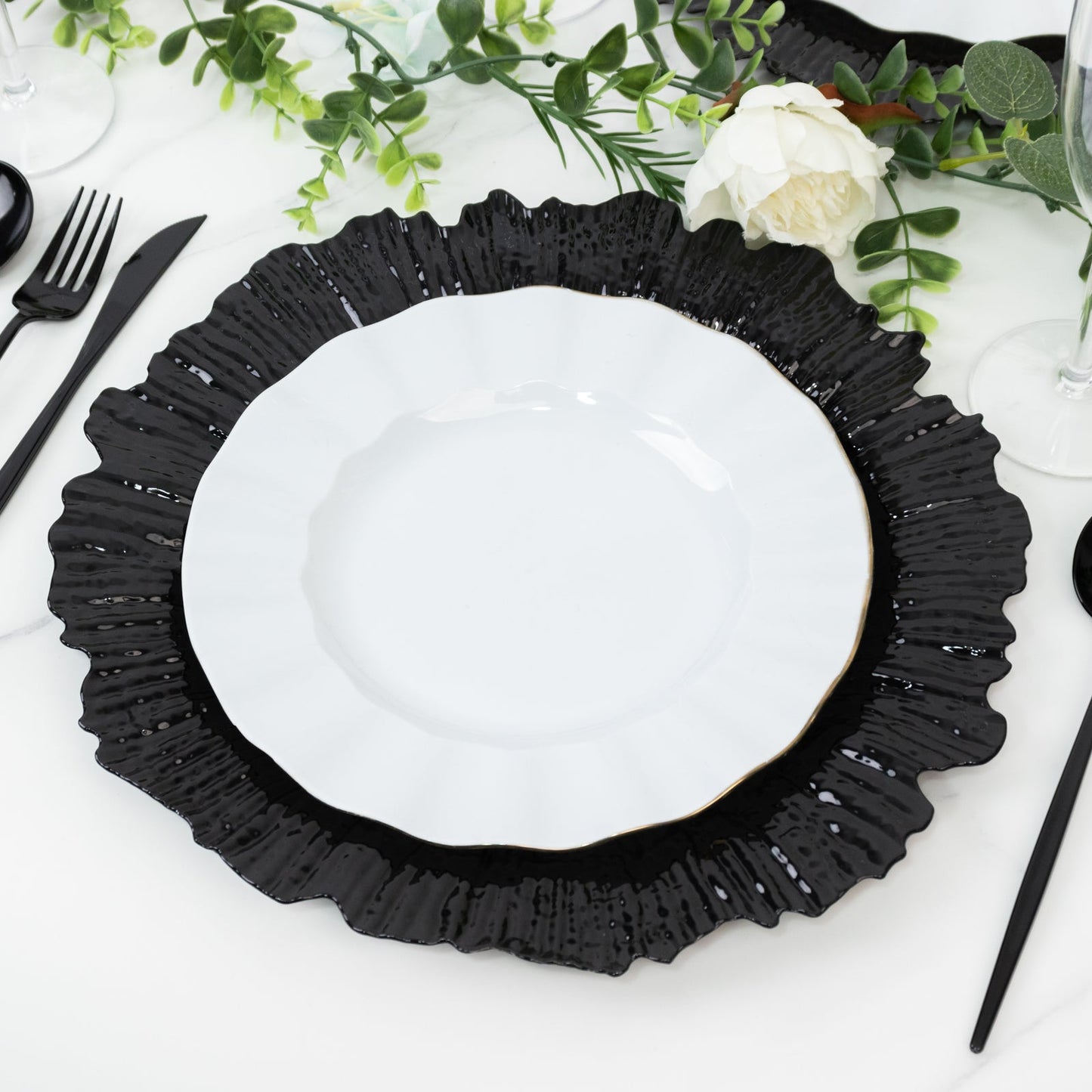 10 Pack Economy Reef Plastic Charger Plates â€“ 13" Black Dinner Plate Chargers for Weddings, Parties & Catering