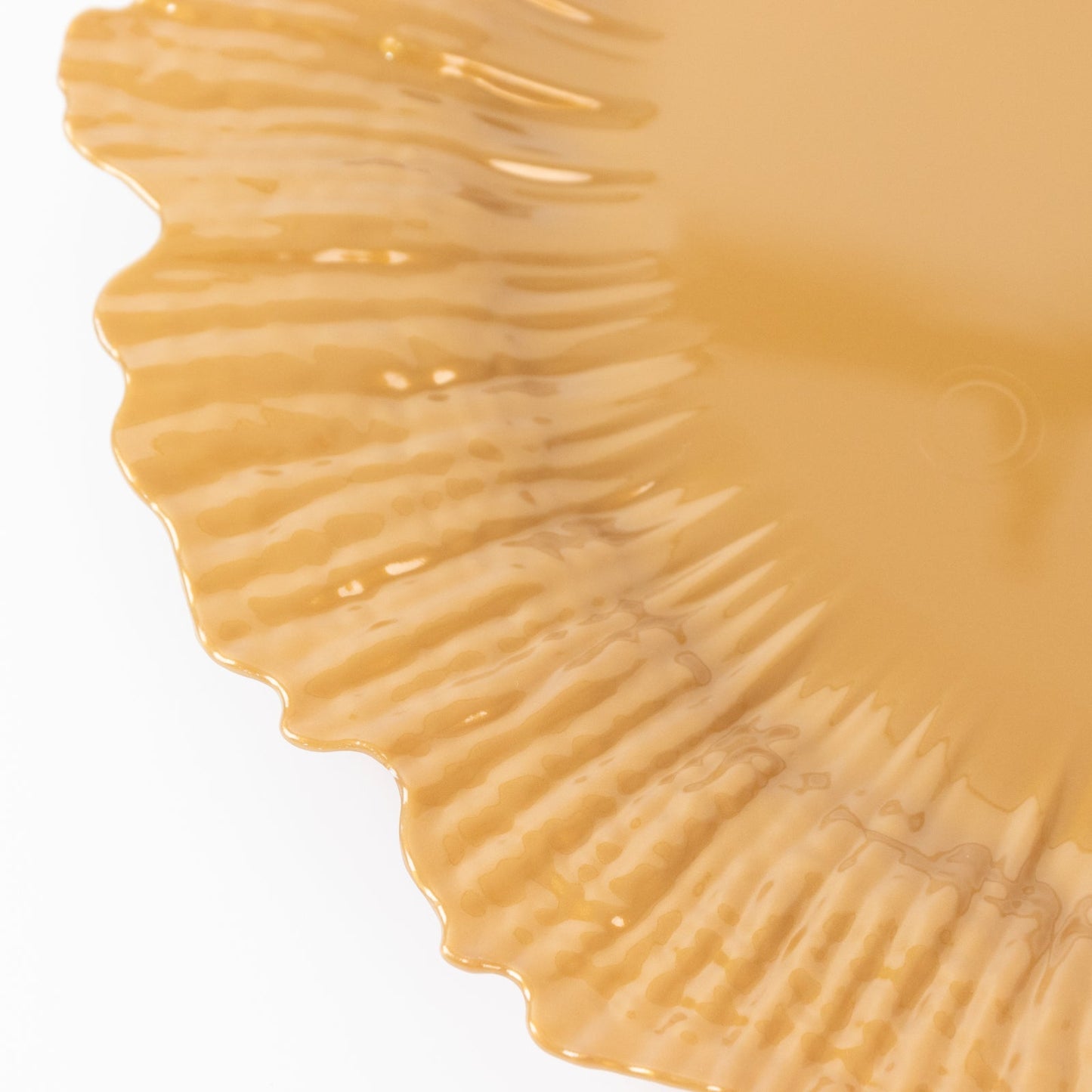 10 Pack Economy Reef Plastic Charger Plates â€“ 13" Gold Dinner Plate Chargers for Weddings, Parties & Catering