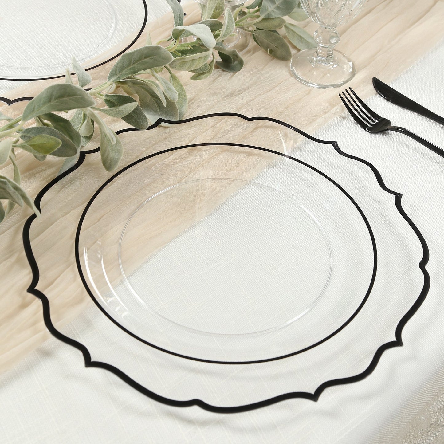 10-Pack Economy Plastic Round Charger Plates 13" in Clear with Black Scalloped Rim, Decorative Dinner Party Serving Plates