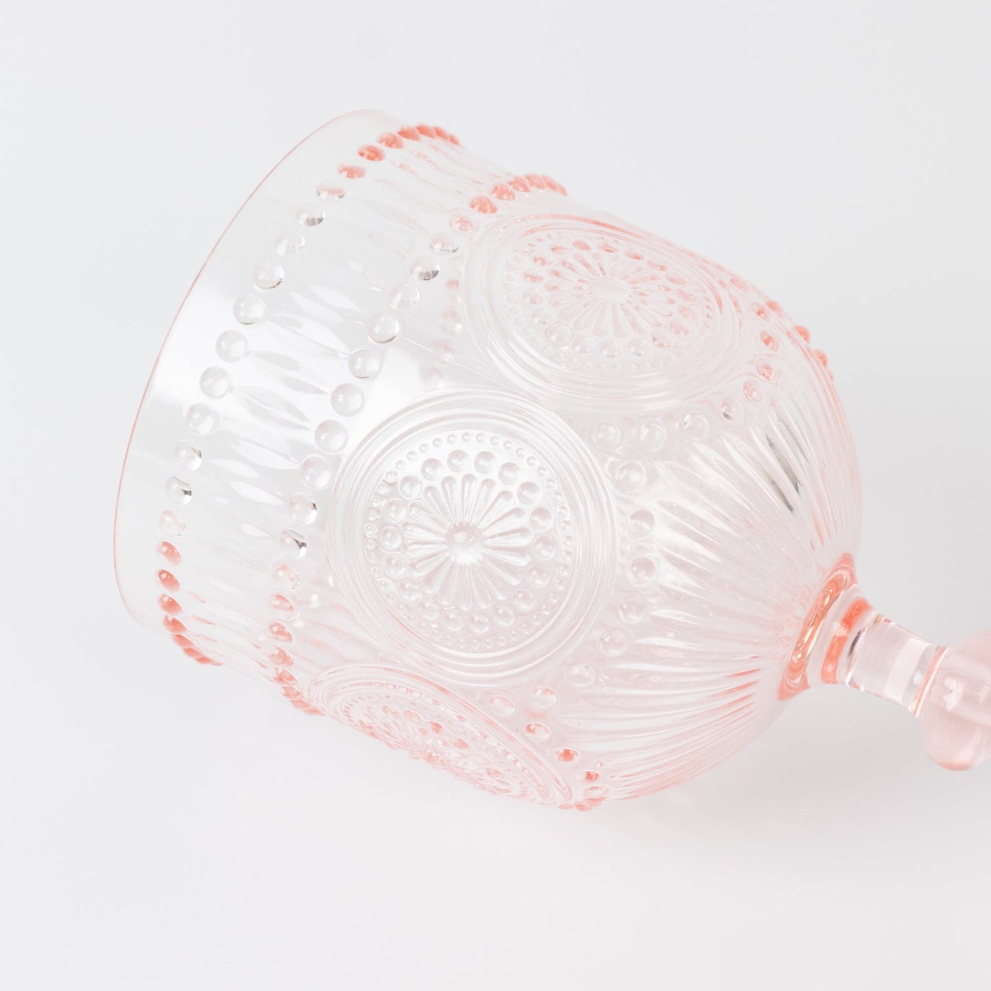 12 Pack Vintage Plastic Wine Goblets â€“ 15oz Reusable Shatterproof Blush Embossed Floral Pattern Drinkware, Decorative Cups