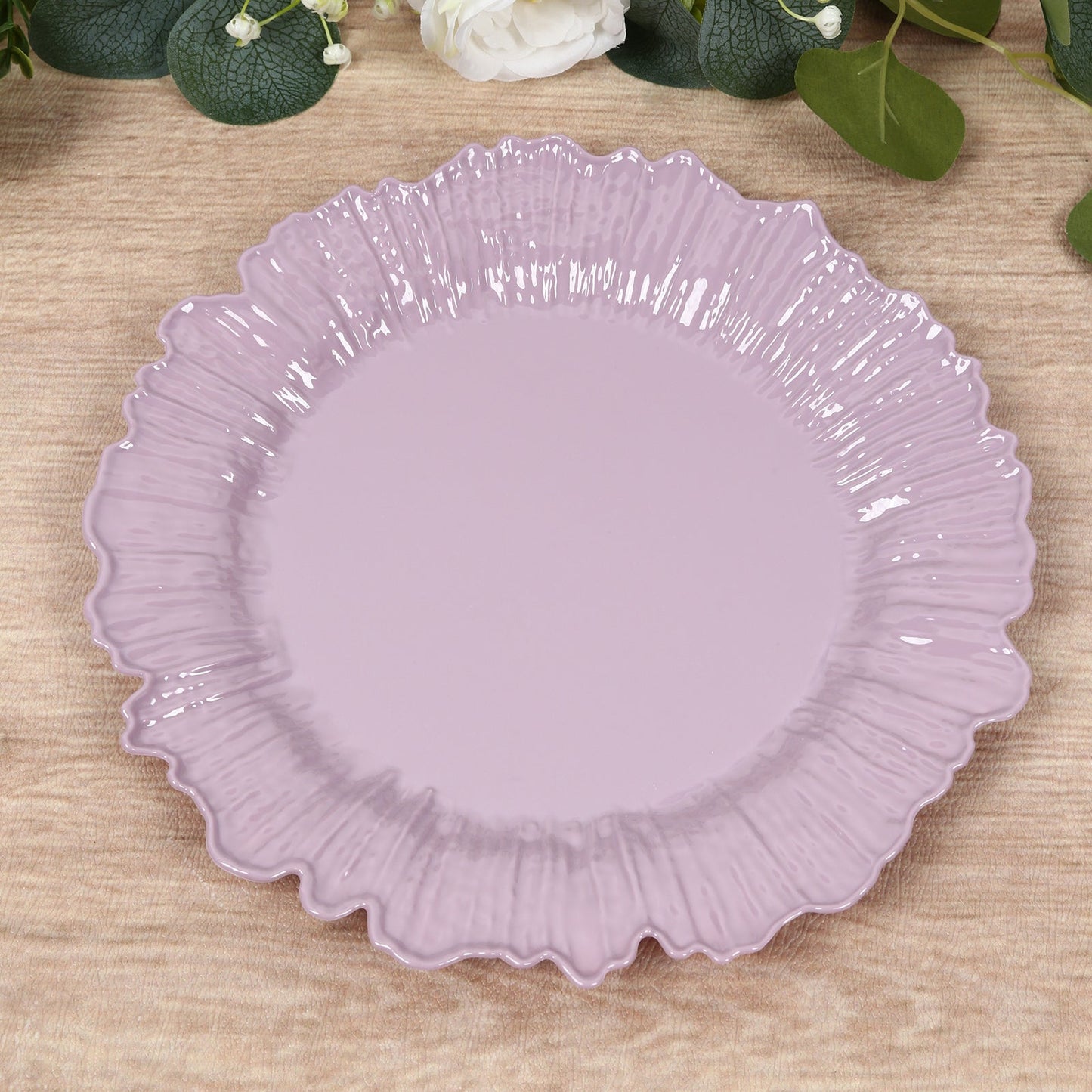 20-Pack 10" Plastic Dinner Plates â€“ Lavender Lilac Reef Design Party Plates â€“ Elegant Disposable Tableware