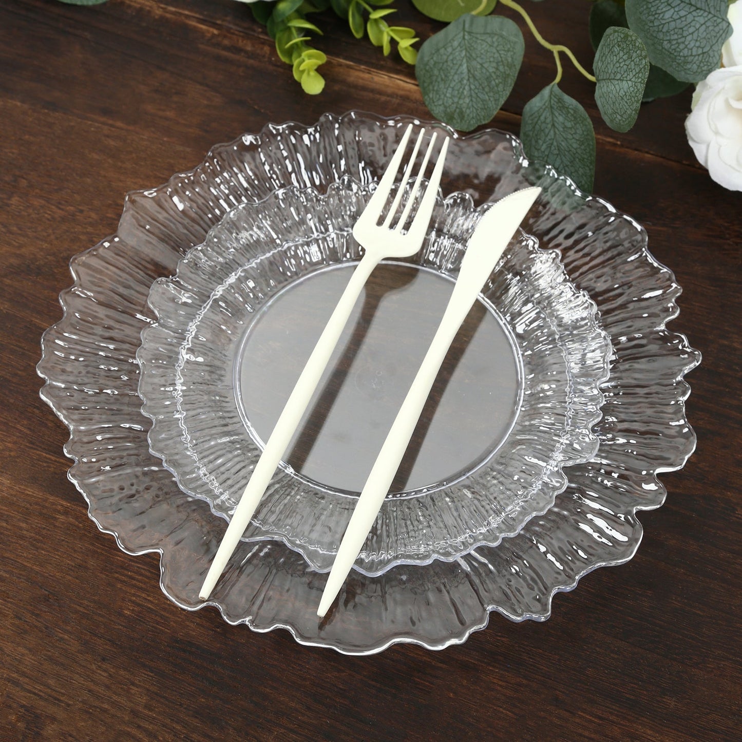 20-Pack 7" Plastic Dessert Plates â€“ Clear Reef Design Appetizer Salad Party Plates â€“ Elegant Disposable Tableware