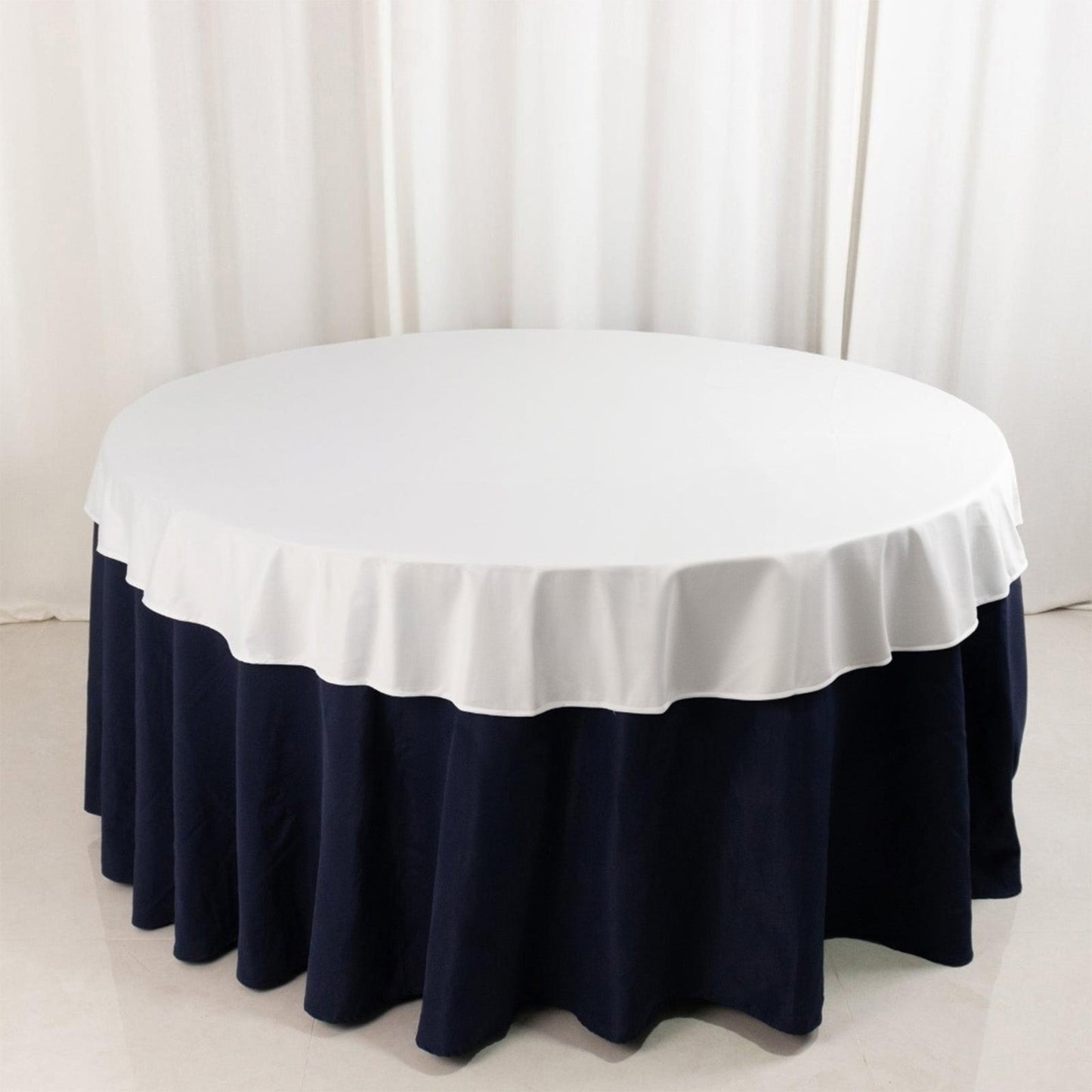 Scuba Round 70" Tablecloth White - Wrinkle Free & Stain Resistant Table Cover for Weddings and Banquets
