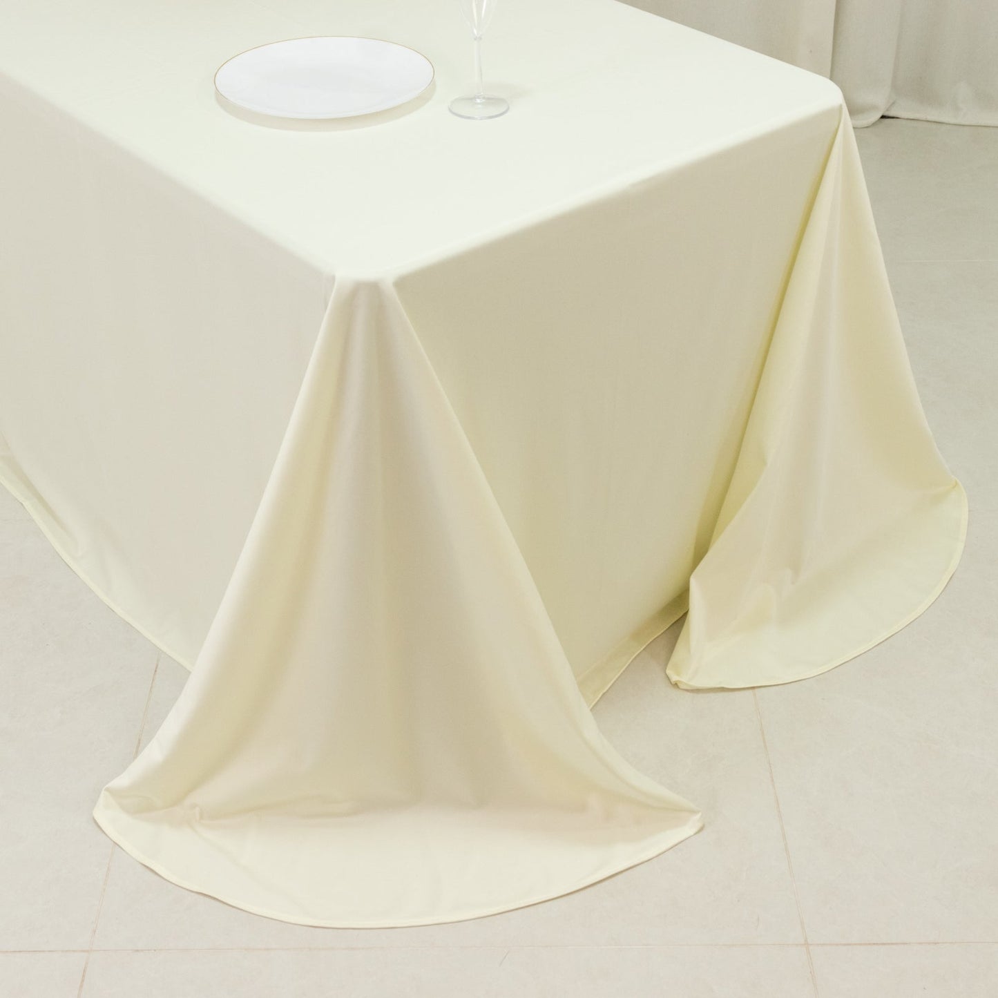Scuba Rectangular 90"x132" Tablecloth Ivory with Rounded Corners â€“ Seamless, Wrinkle Free & Stain Resistant Table Cover