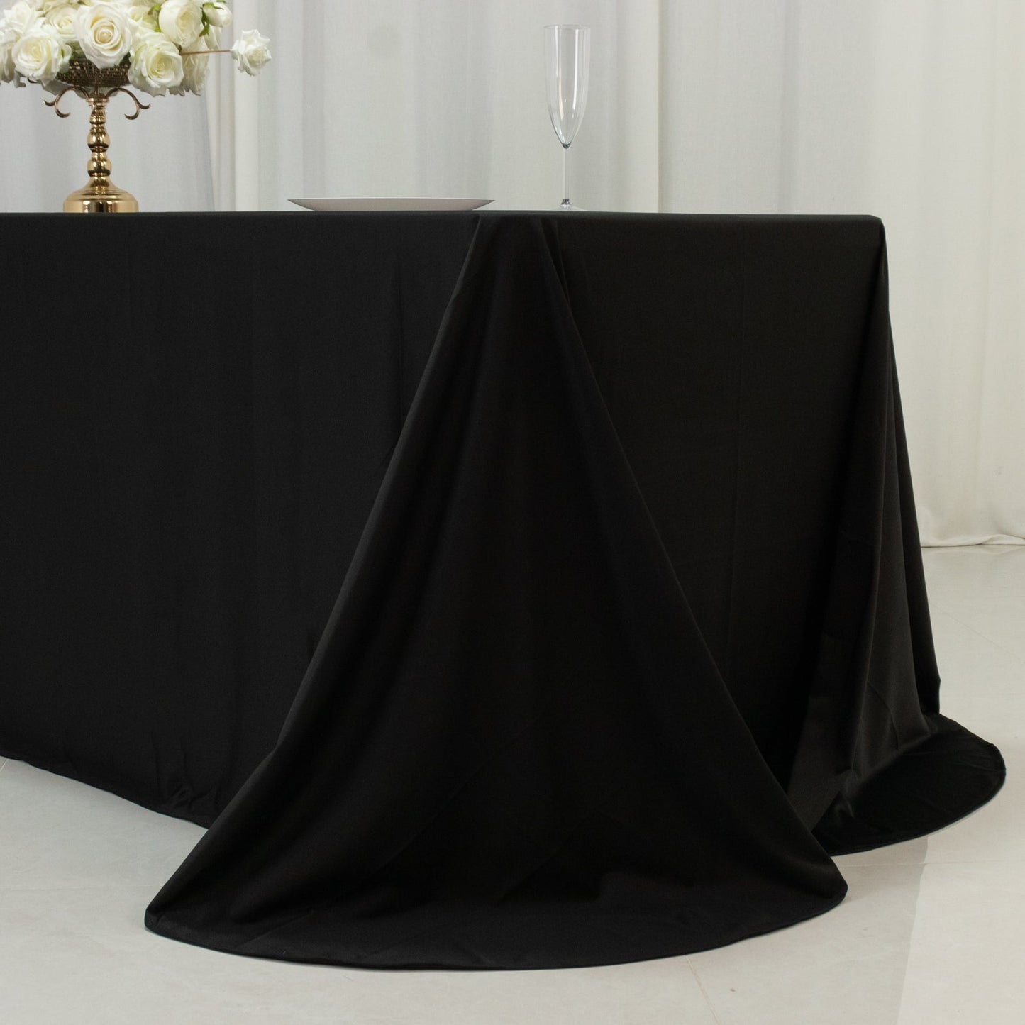 Scuba Rectangular 90"x156" Tablecloth Black with Rounded Corners â€“ Seamless, Wrinkle Free & Stain Resistant Table Cover