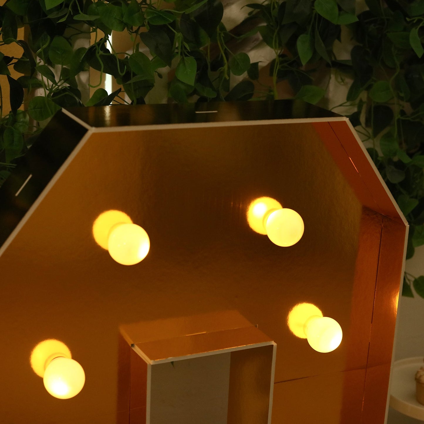 Giant LED Marquee Light Up Letter "O", Gold 4ft Pre-Cut Foam Board with 10 Warm White Battery Operated LEDs, Glue Gun and Sticks