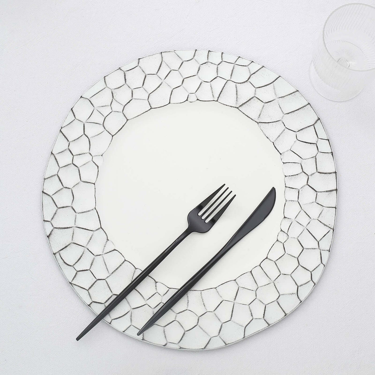 6-Pack Round Charger Plates 13" in White with Hammered Rim, Matte Finish Modern Dinner Charger Tableware