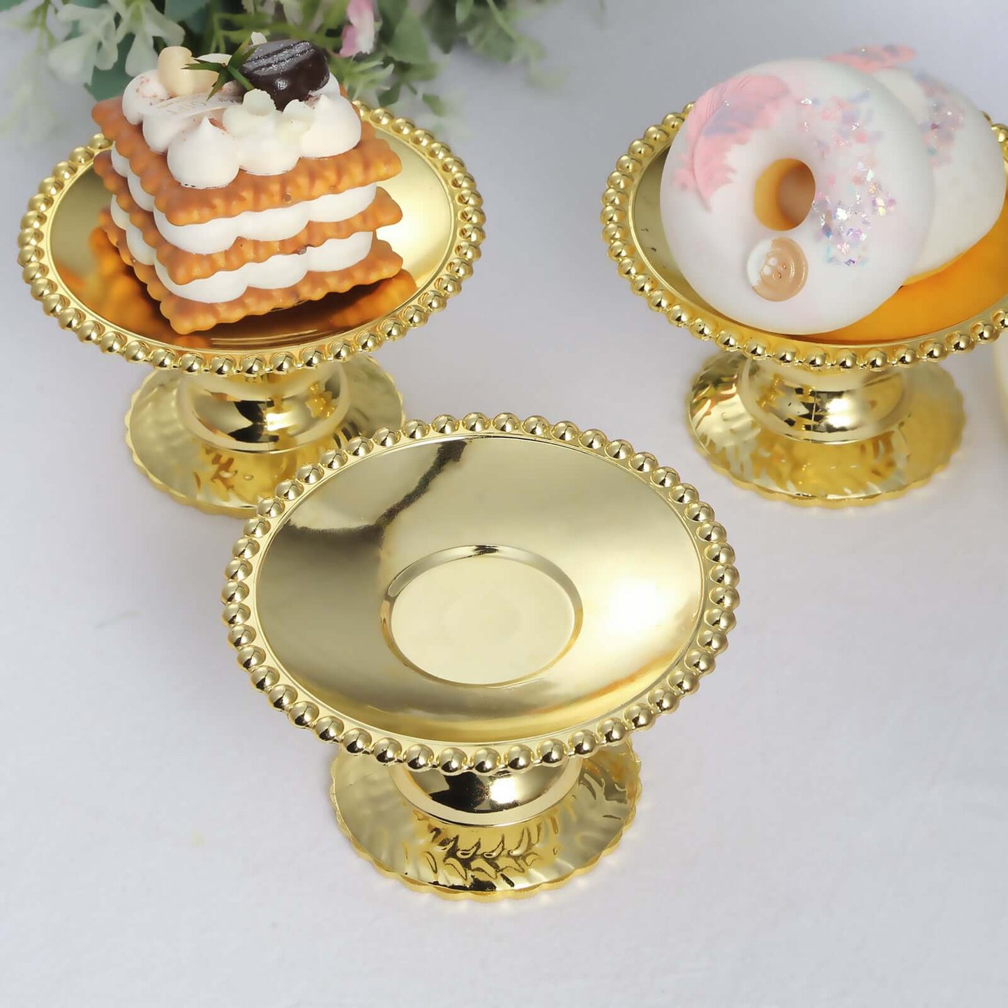 12-Pack Plastic Pedestal Cupcake Plates Mini Gold Mirror Finish Beaded Rim - Great for Displays 5"