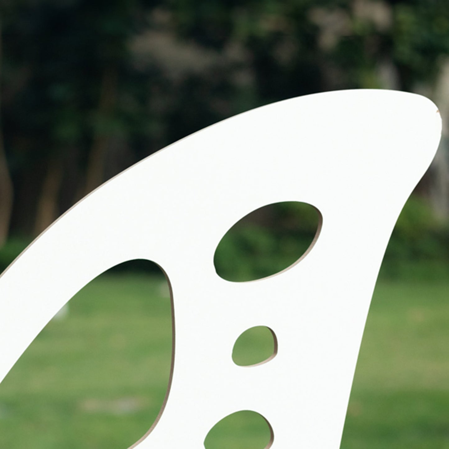 Freestanding Wooden Butterfly Wings Backdrop, Large Butterfly Cut-Out Stand Photo Prop - White, 4.5ftx3.5ft