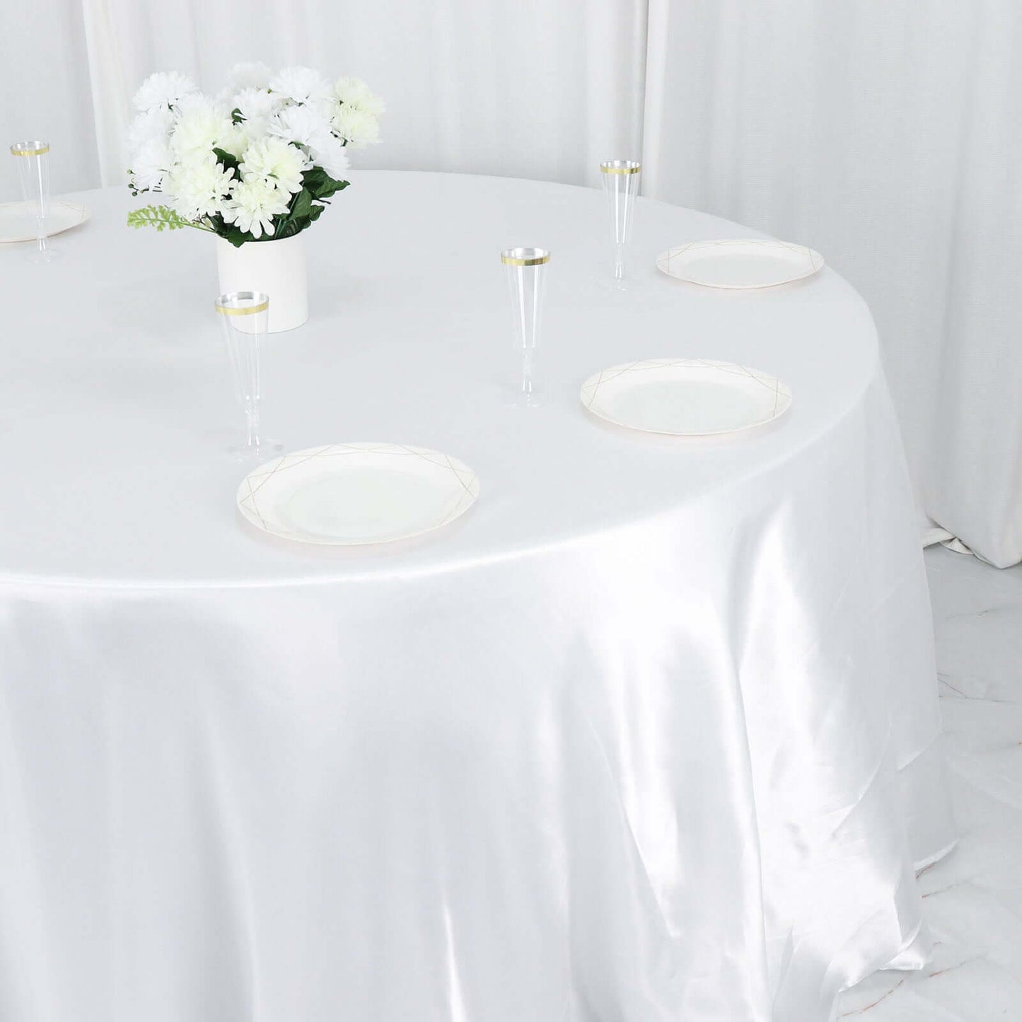 Satin 132" Round Tablecloth White - Stylish Seamless Table Cover for Weddings & Events