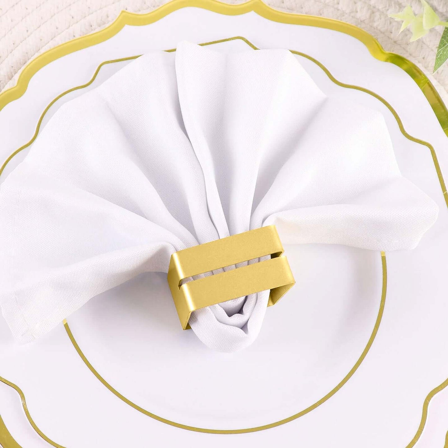 4 Pack Matte Gold Metal Square Napkin Rings with Place Card Holder, Modern Design Multipurpose Napkins Rings