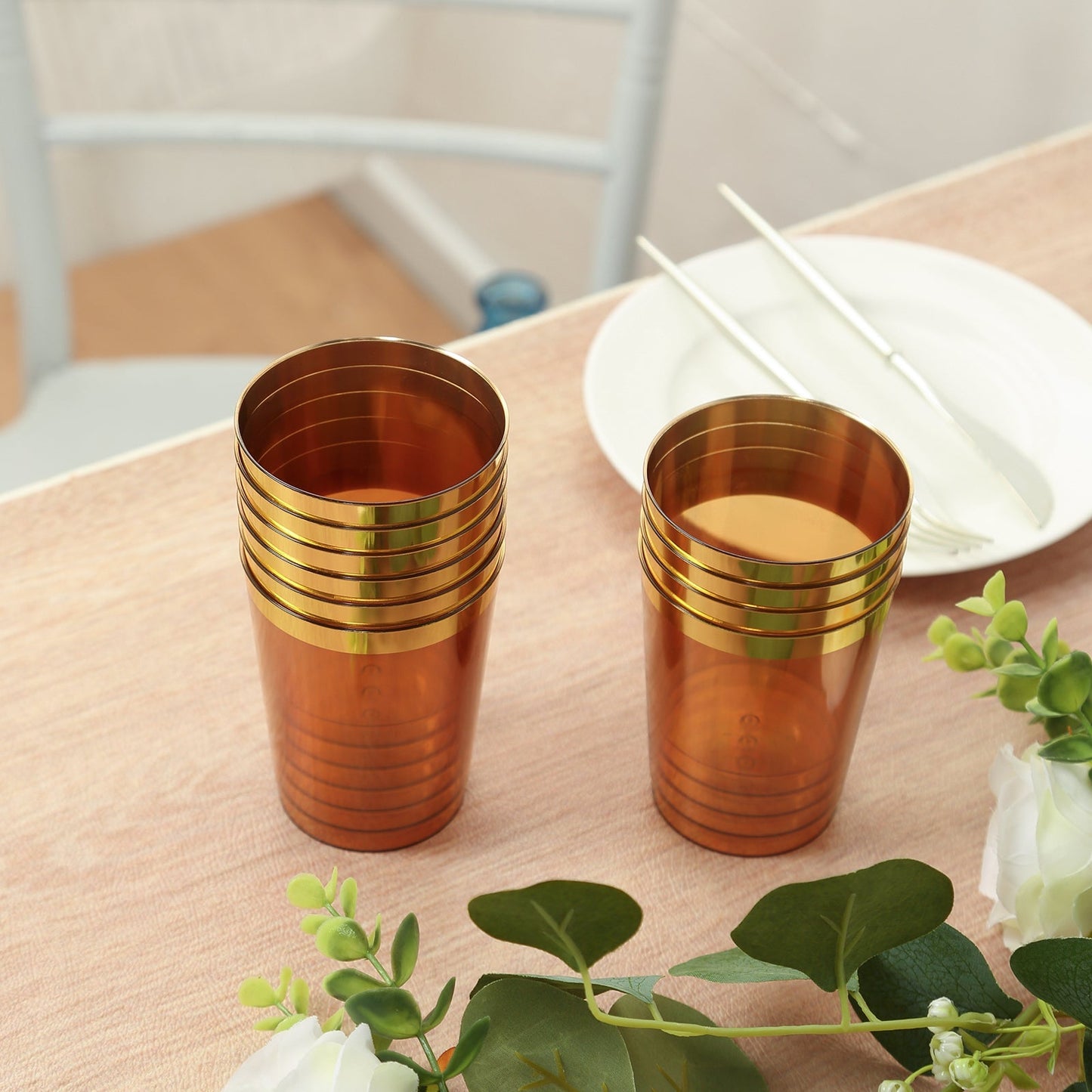 25-Pack Plastic Tumbler Cups Transparent Amber Gold with Gold Rim - Stylish Disposable Party Glasses 10oz