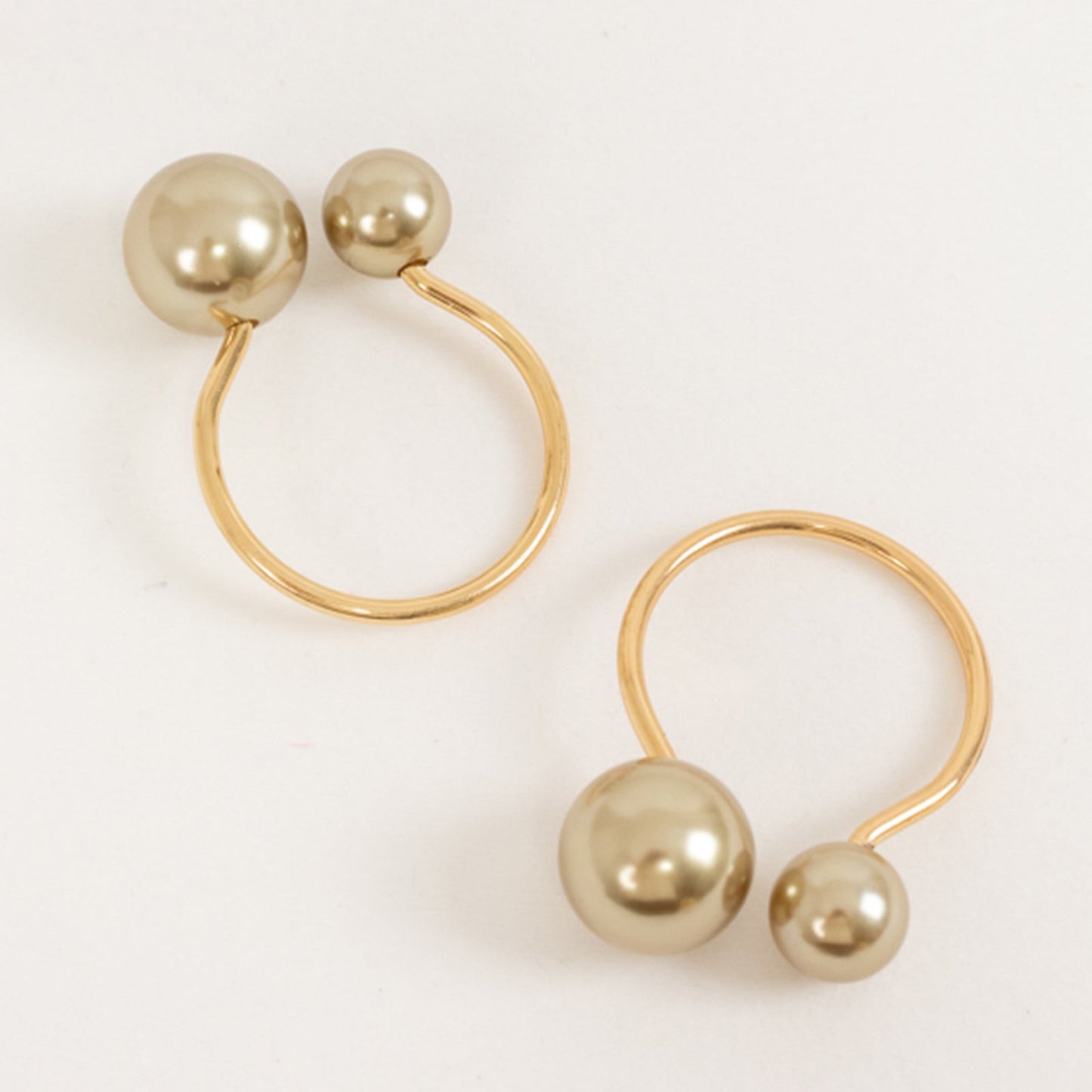 10 Pack Champagne Pearl Metal Napkin Holders Dining Table Decor, Elegant Round Wedding Napkin Rings - 2.5"