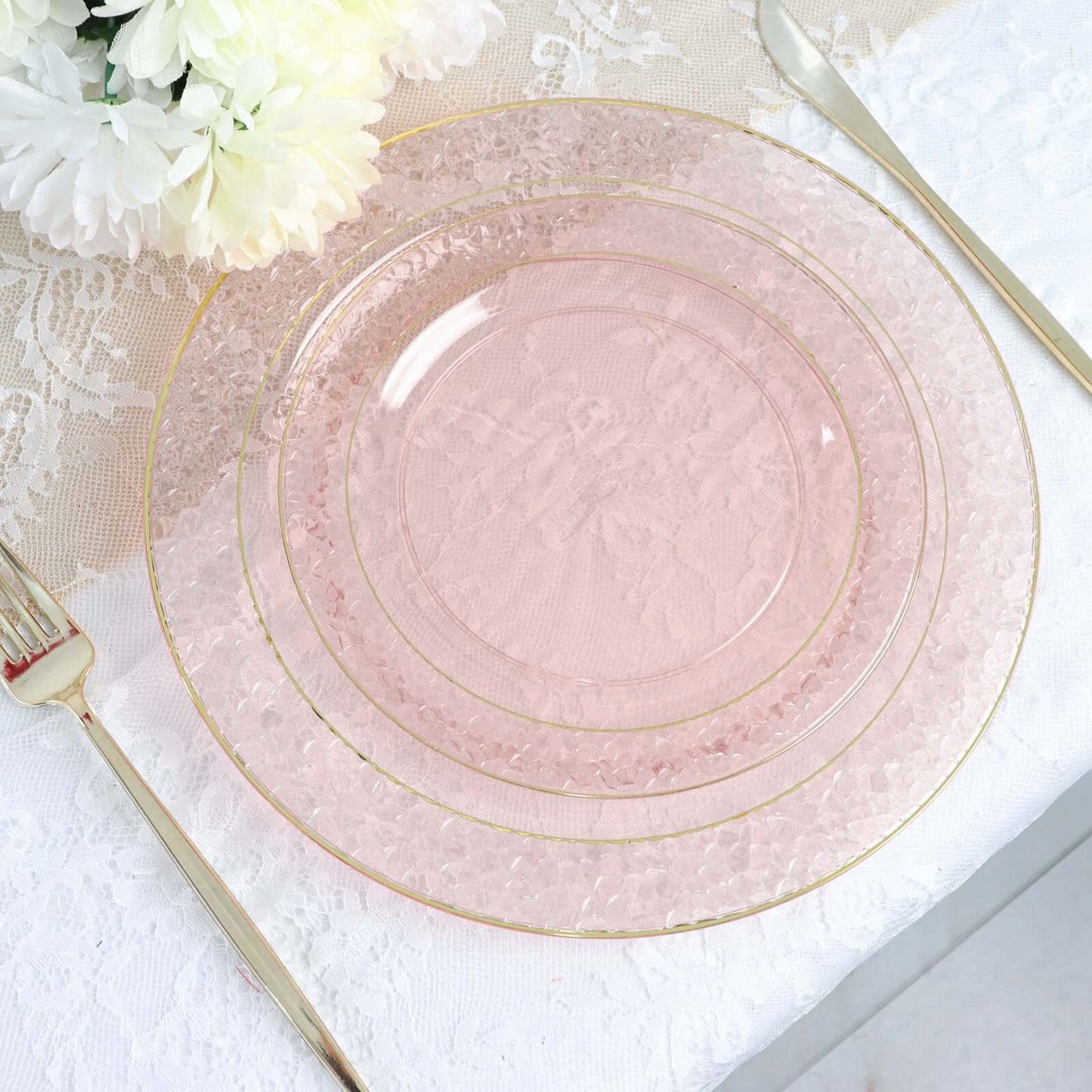 10-Pack Plastic 10" Round Dinner Plates in Blush Hammered Design with Gold Rim - Disposable Party Plates for Chic Banquets & Special Occasions