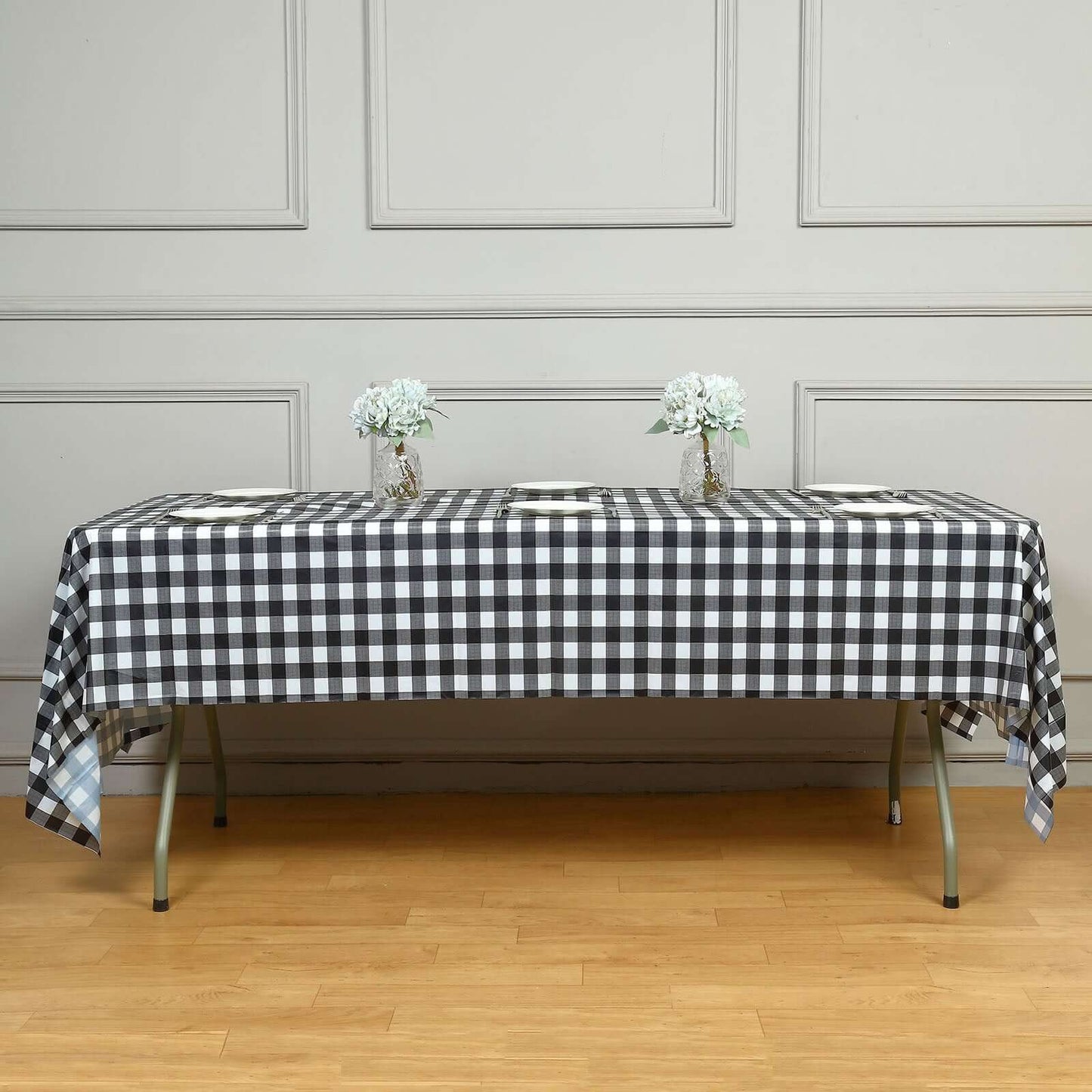 5-Pack Plastic Table Covers Black Checkered Rectangle - Durable PVC Disposable Covers for Events 54"x108"