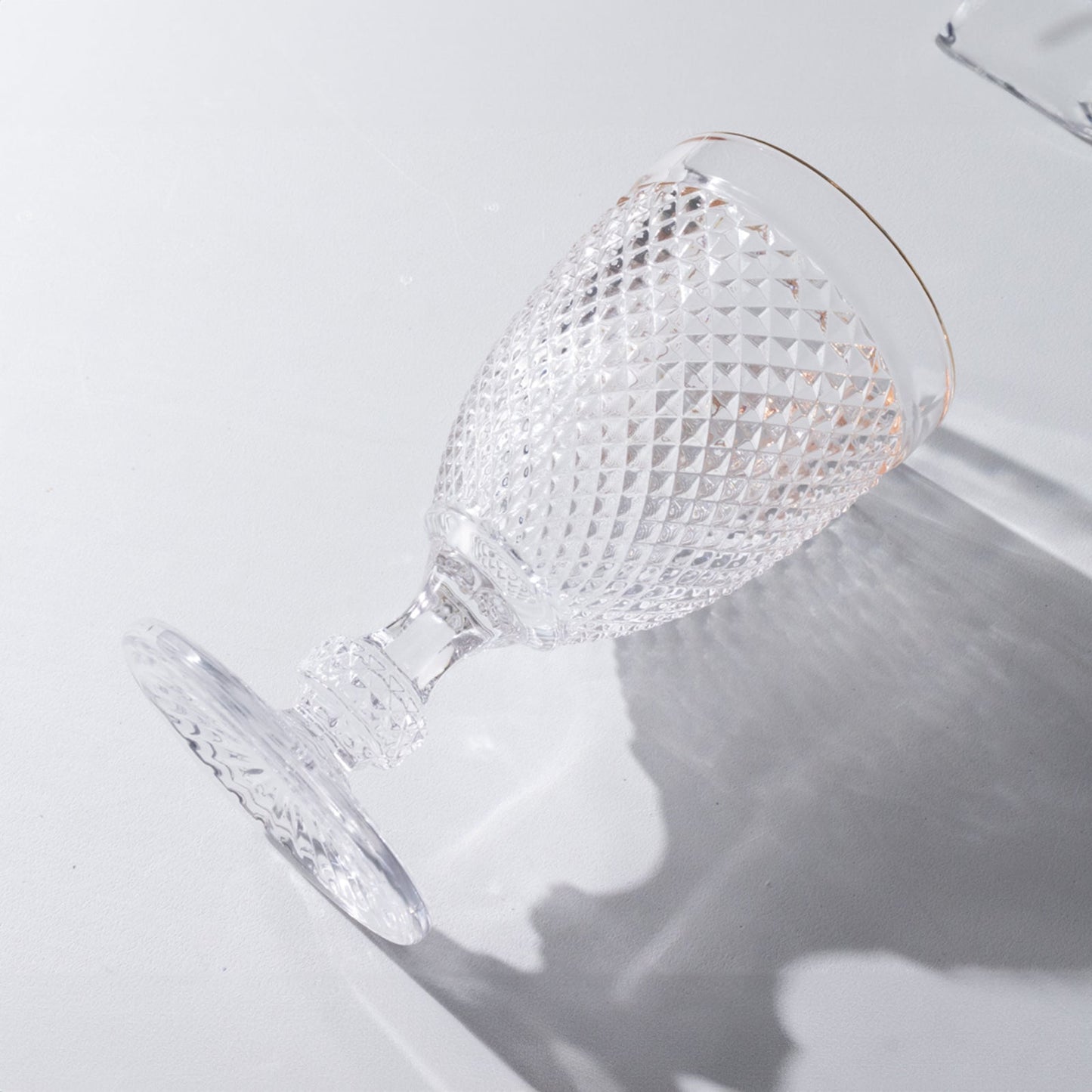 6-Pack Vintage Wine Glasses with Gold Rim and Embossed Diamond Pattern Clear - Crystal 8oz Short Stem Goblets for Cocktails 6"