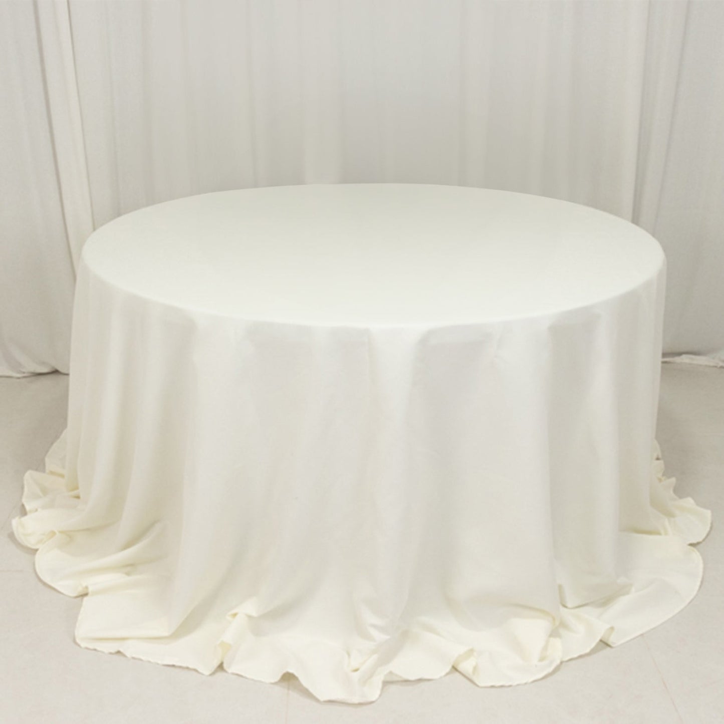 Cotton Blend 132" Round Tablecloth Ivory - Seamless Wrinkle-Resistant Table Cover
