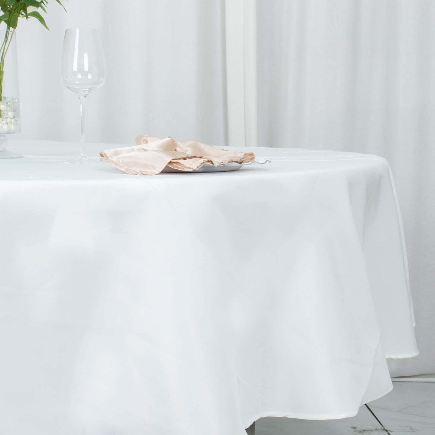 Premium Polyester 90" Round Tablecloth White - Stain and Wrinkle-Resistant 220GSM Table Cover for Weddings & Event Decor