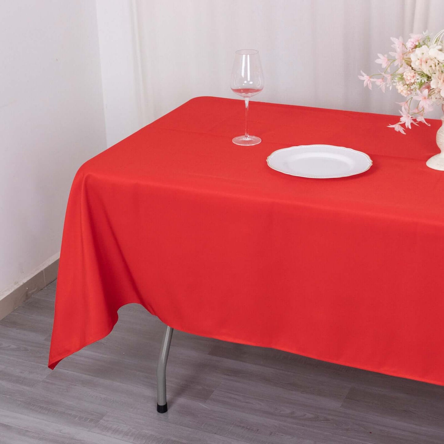 Premium Polyester 60"x102" Rectangle Tablecloth Red - Durable 220GSM Wrinkle-Resistant Table Cover