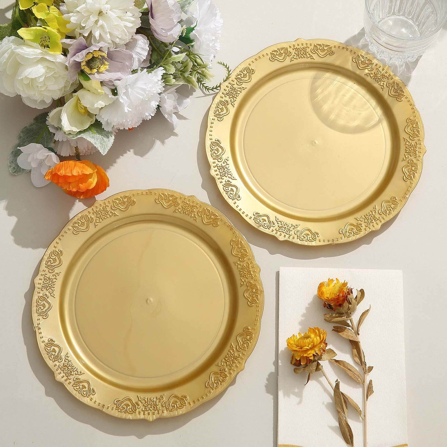 10-Pack Plastic 7.5" Round Appetizer Plates Gold Embossed Scalloped Edge - Chic Disposable Salad Plates for Special Occasions & Banquets