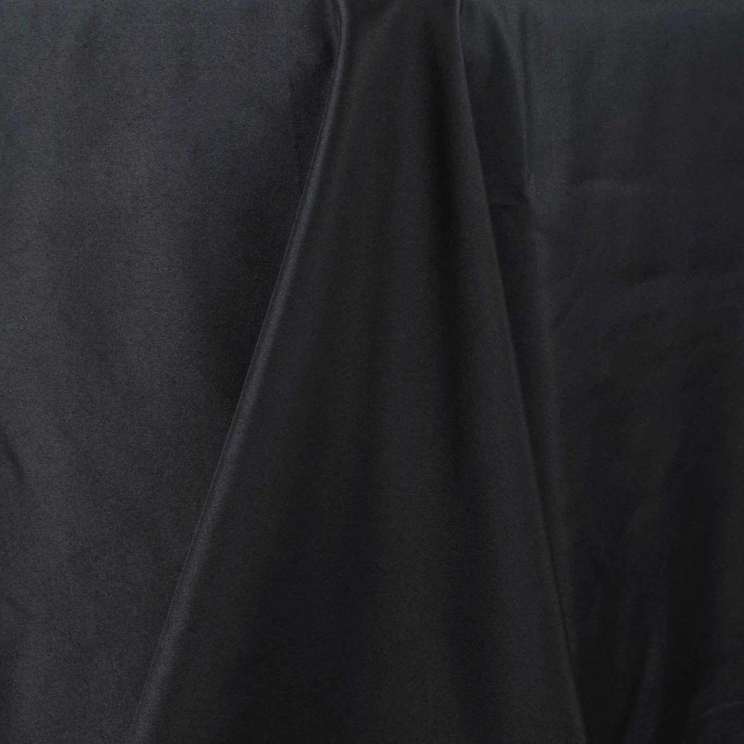 Premium Polyester 90"x132" Rectangle Tablecloth Black - Seamless 220GSM Stain-Resistant Design for Luxurious Events
