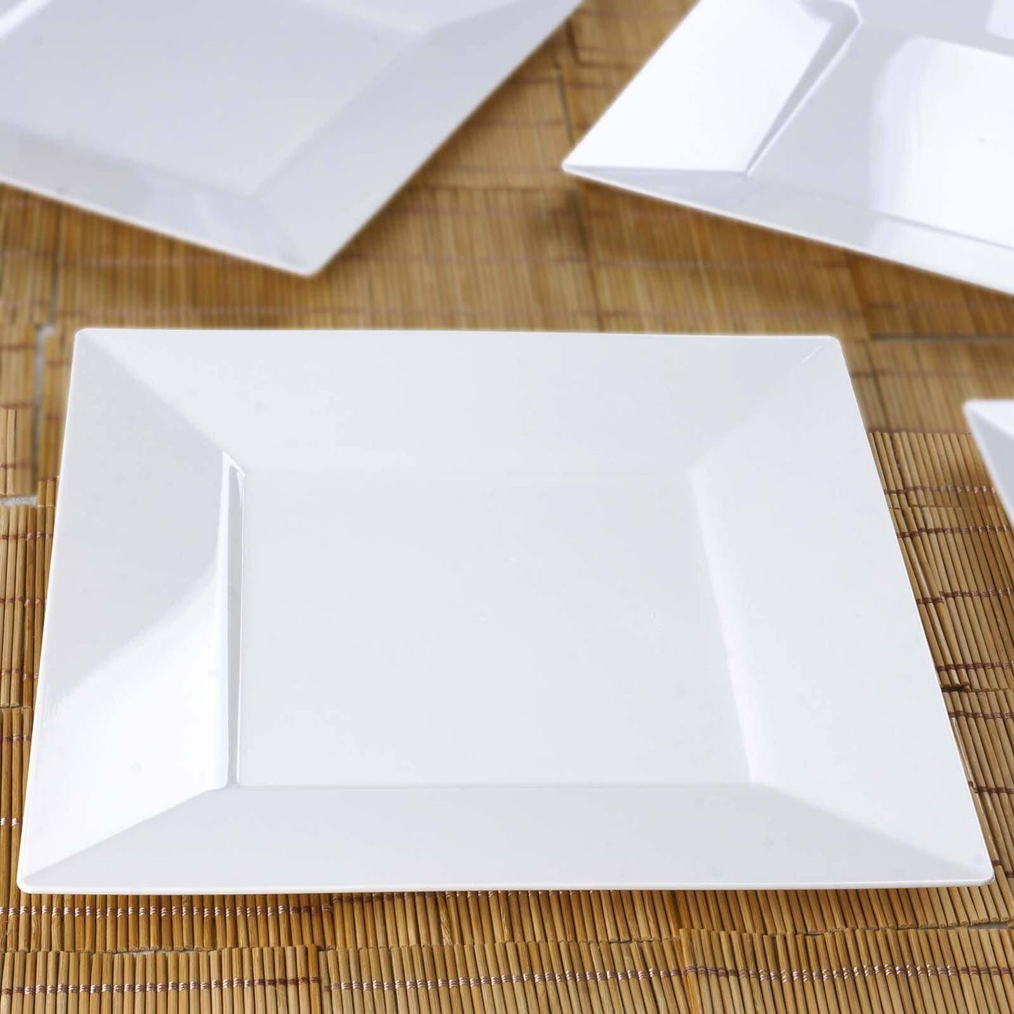 10-Pack Plastic Dinner Plates Glossy White Square with Wide Rim - Sturdy Disposable Party Plates 10"