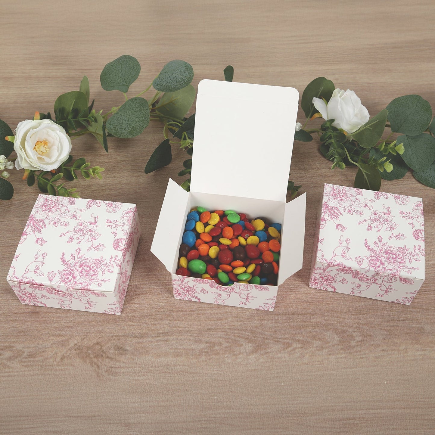 25 Pack Party Favors Boxes in French Toile Pattern, Matte Pink and White Candy Gift Boxes - Cardstock Paper - 4"x4"x2"