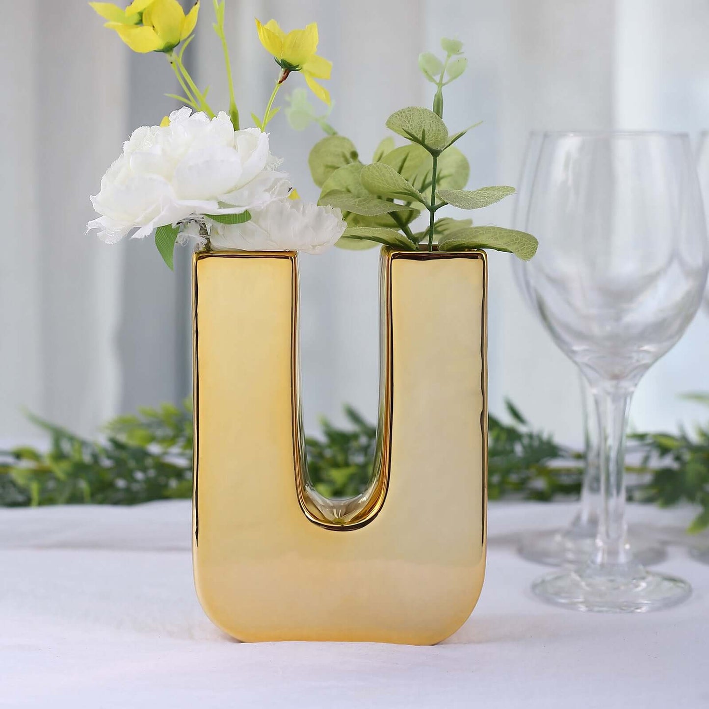 Shiny Ceramic Vase Letter "U" Gold Plated - Chic Bud Planter Pot for Events & Decor 6"