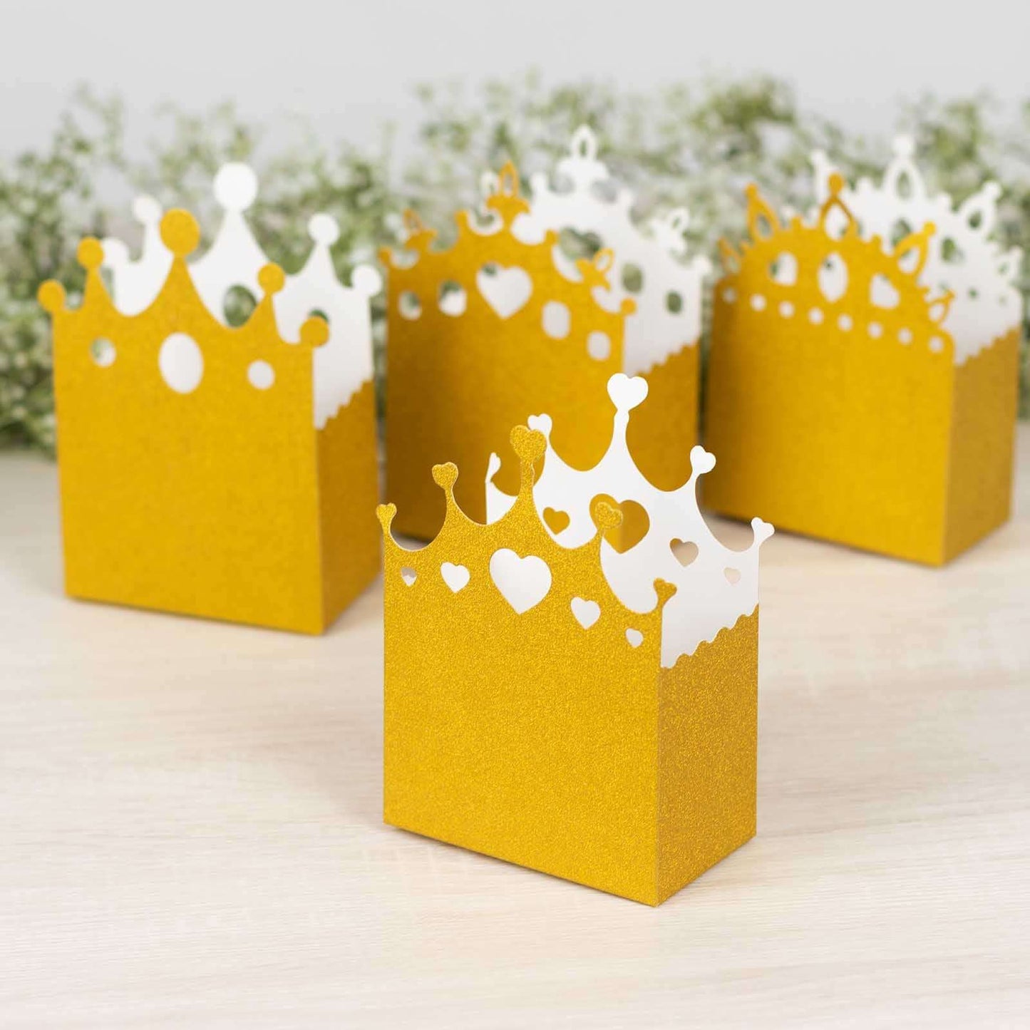 20-Pack Cardstock Favor Boxes Gold Glitter Princess Crown Design - Regal Fantasy Fairytale Inspired Treat Bags for Wedding Birthday Baby Shower Decorations 3.5"x 2"x 5"