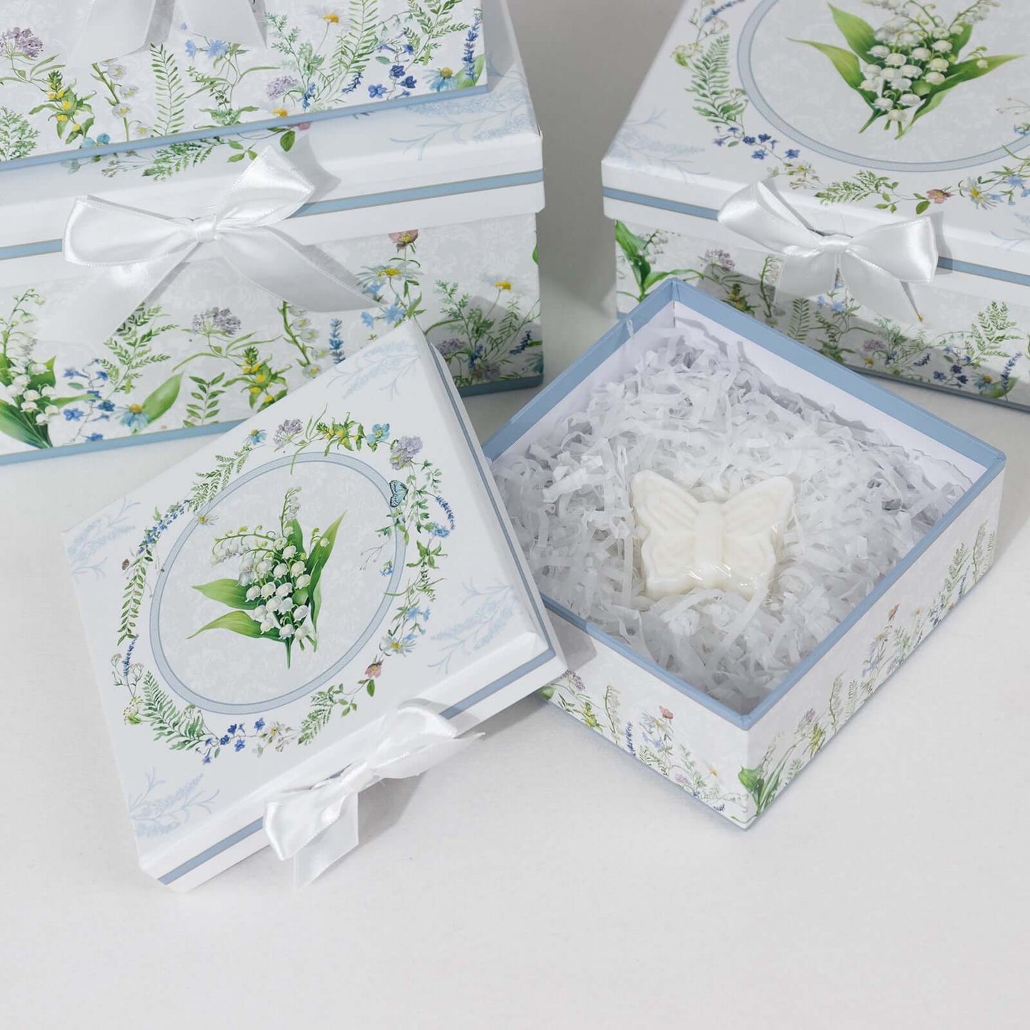 Set of 4 Cardstock Square Nesting Gift Boxes White Green Floral Design - Decorative Heavy Duty Stackable Keepsake Boxes With Lids for Presents Storage & Pedestal Stand 6",7",8",9"