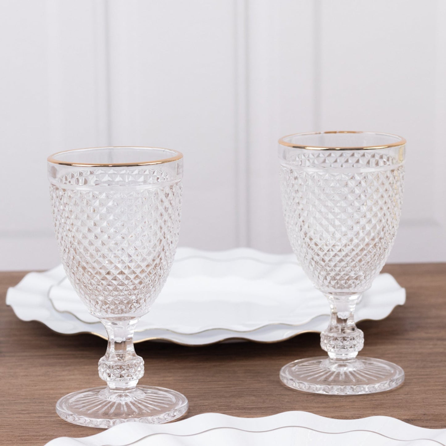 6-Pack Vintage Wine Glasses with Gold Rim and Embossed Diamond Pattern Clear - Crystal 8oz Short Stem Goblets for Cocktails 6"