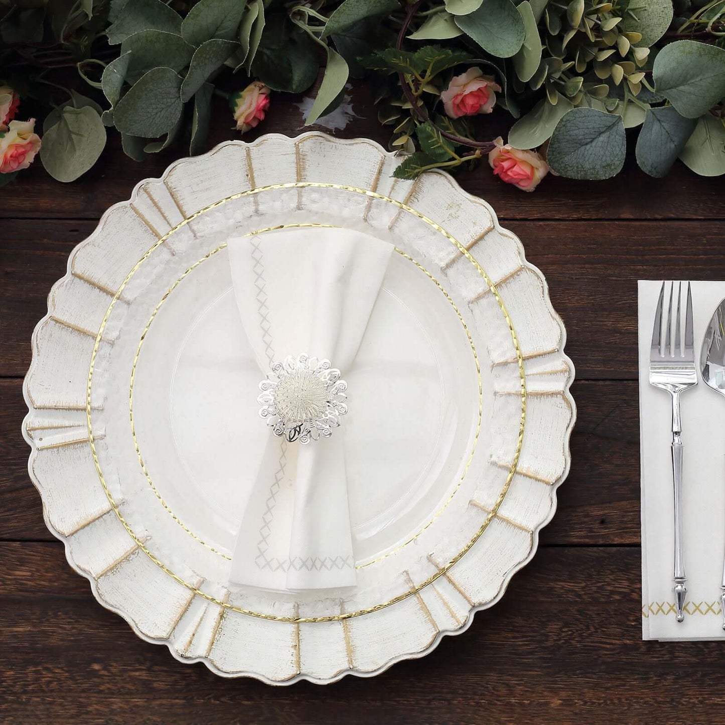 4 Pack 2" Elegant Silver Metal Floral Serviette Napkin Rings, Daisy Flower Buckle Napkin Holders