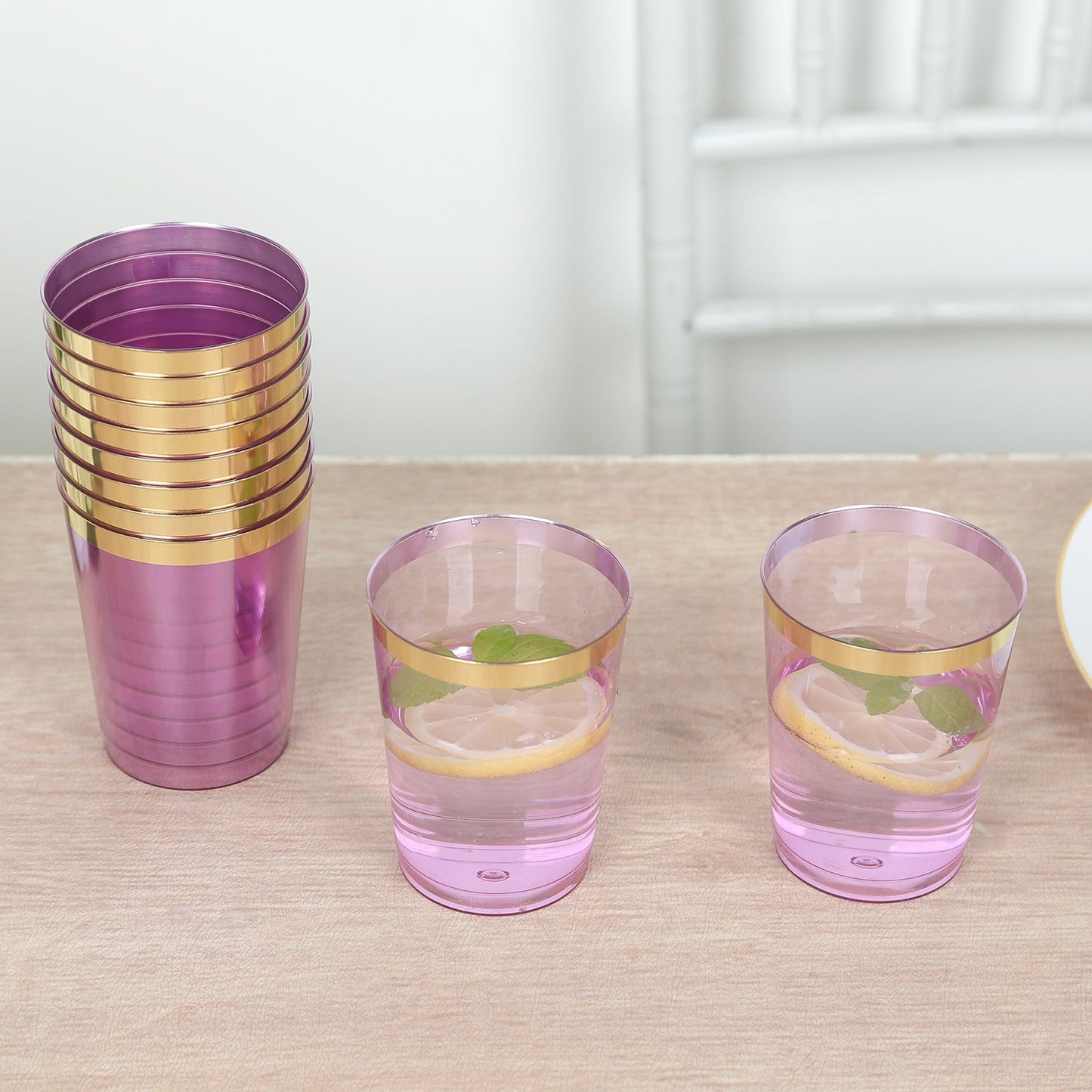 25-Pack Plastic Tumbler Cups Transparent Purple with Gold Rim - Stylish Disposable Party Glasses 10oz