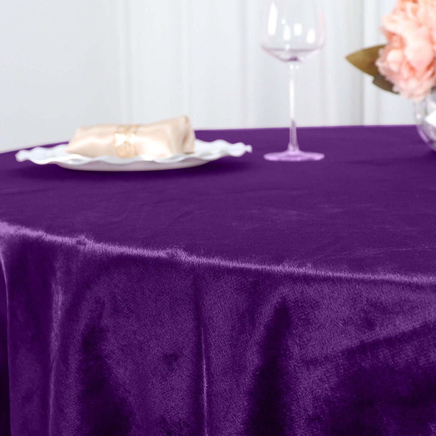 Premium Velvet 120" Round Tablecloth Purple - Reusable Soft & Seamless Table Cover