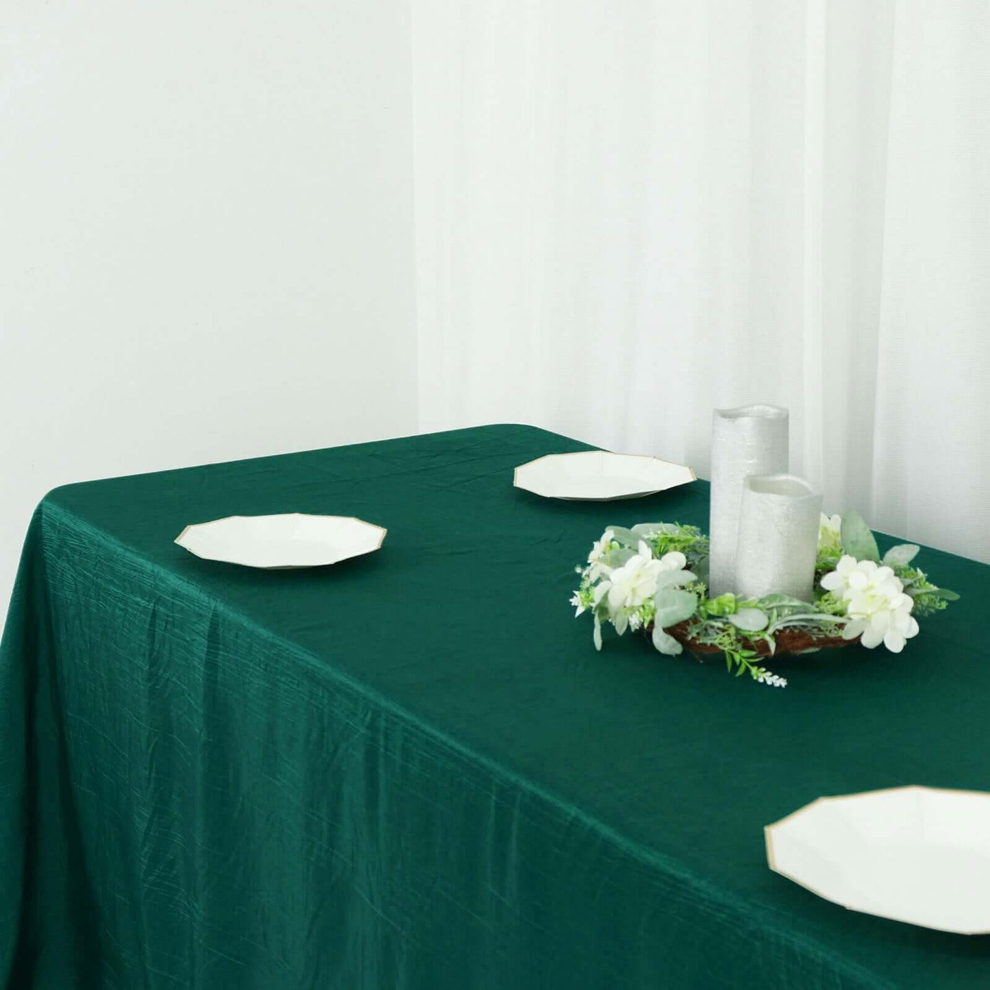 Taffeta 90"x132" Rectangle Tablecloth Hunter Emerald Green - Seamless Accordion Crinkle Table Cover