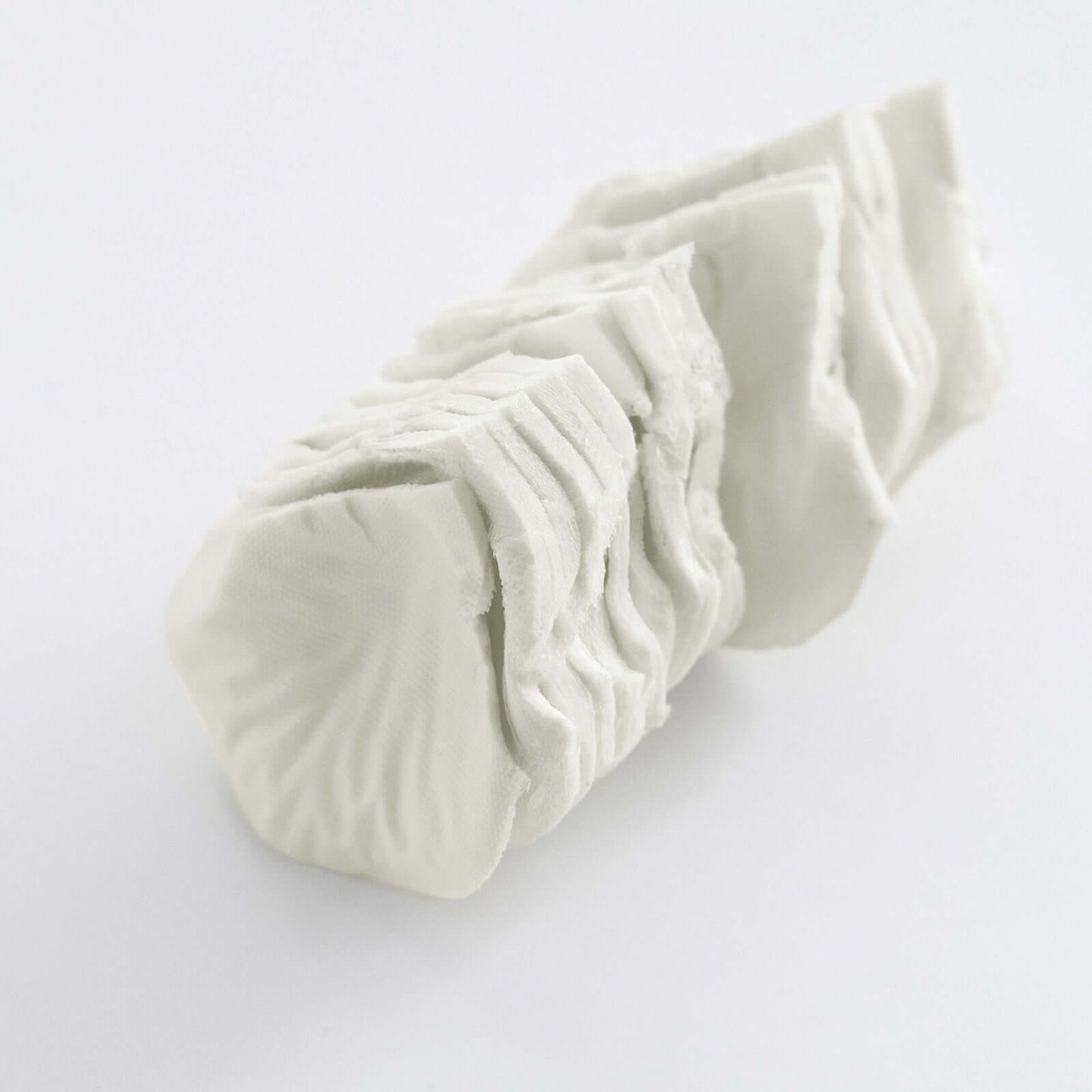 500-Pack Rose Petals Round Design Ivory Silk Confetti - Decorative Scatters for Tables and Floors