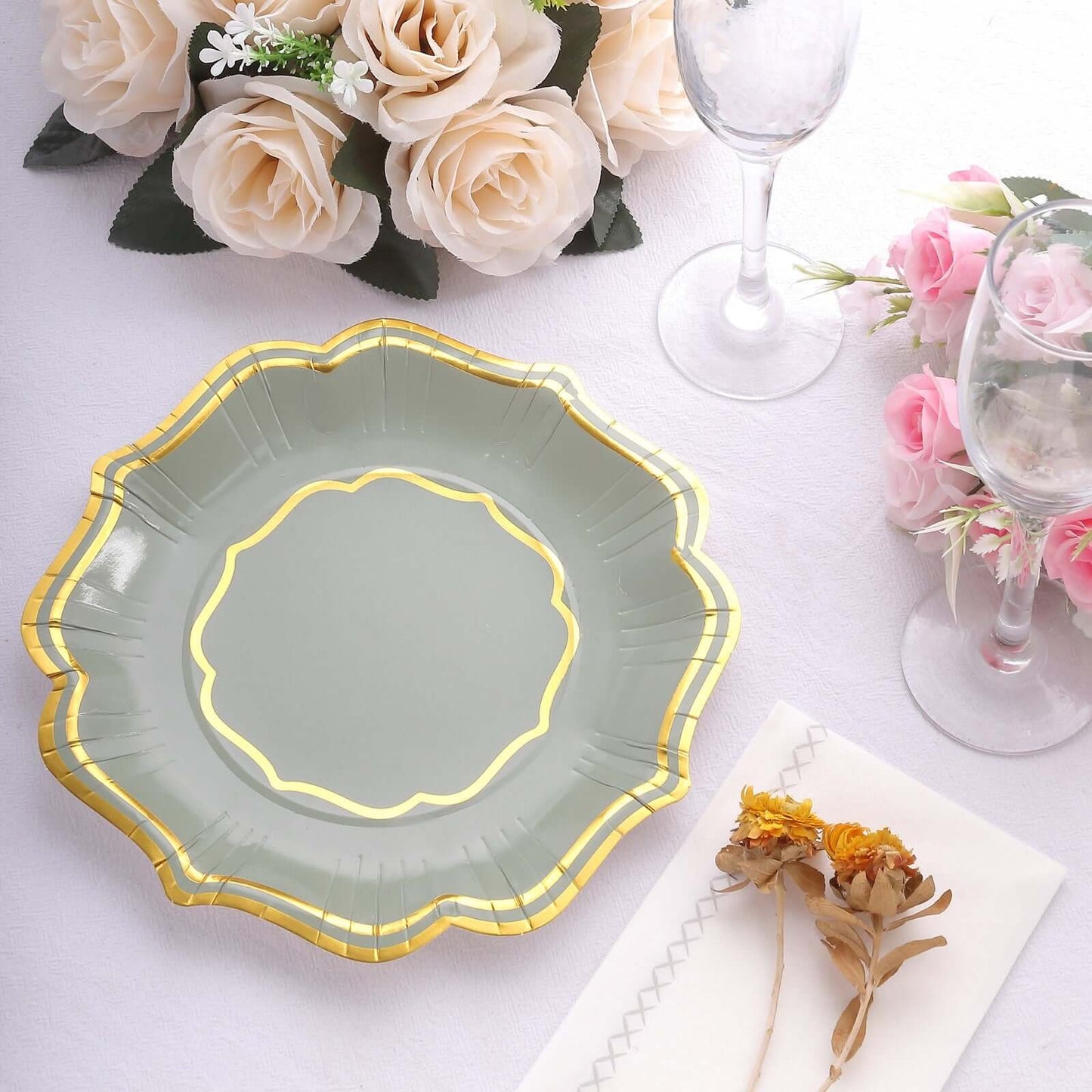 25-Pack Paper Dessert Plates in Sage Green with Gold Scallop Rim - Disposable 300GSM Appetizer Salad Plates 8"