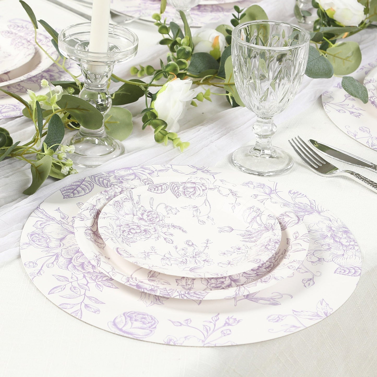 25-Pack Paper 9" Round Dinner Plates in White with Matte Lavender French Toile Pattern - Disposable Floral Party Plates