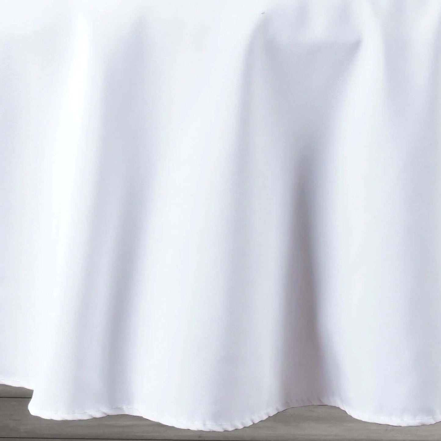 Premium Polyester 90" Round Tablecloth White - Stain and Wrinkle-Resistant 220GSM Table Cover for Weddings & Event Decor